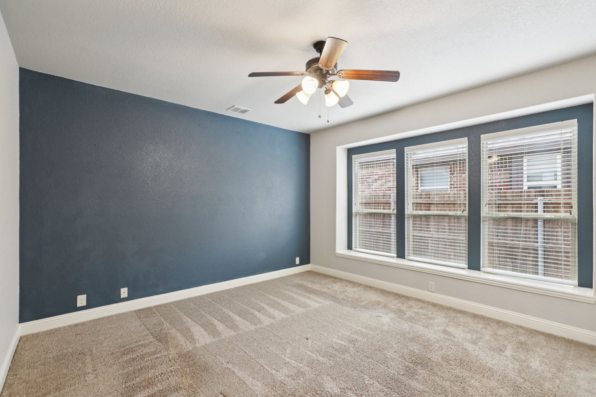 640 Tierra Vista Way