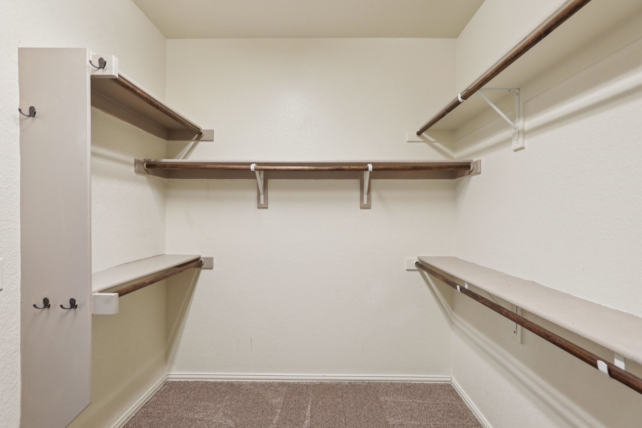 640 Tierra Vista Way