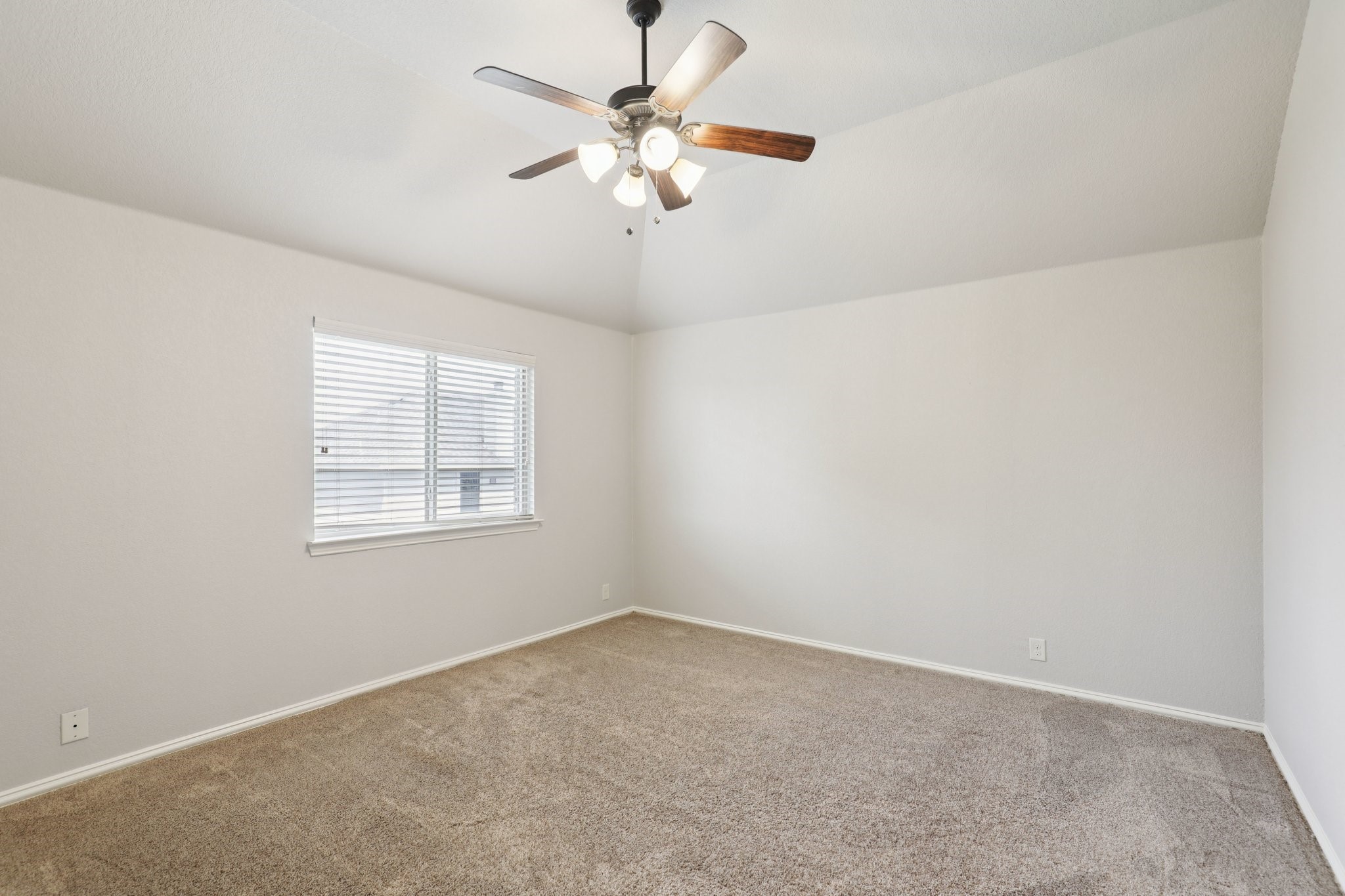 640 Tierra Vista Way