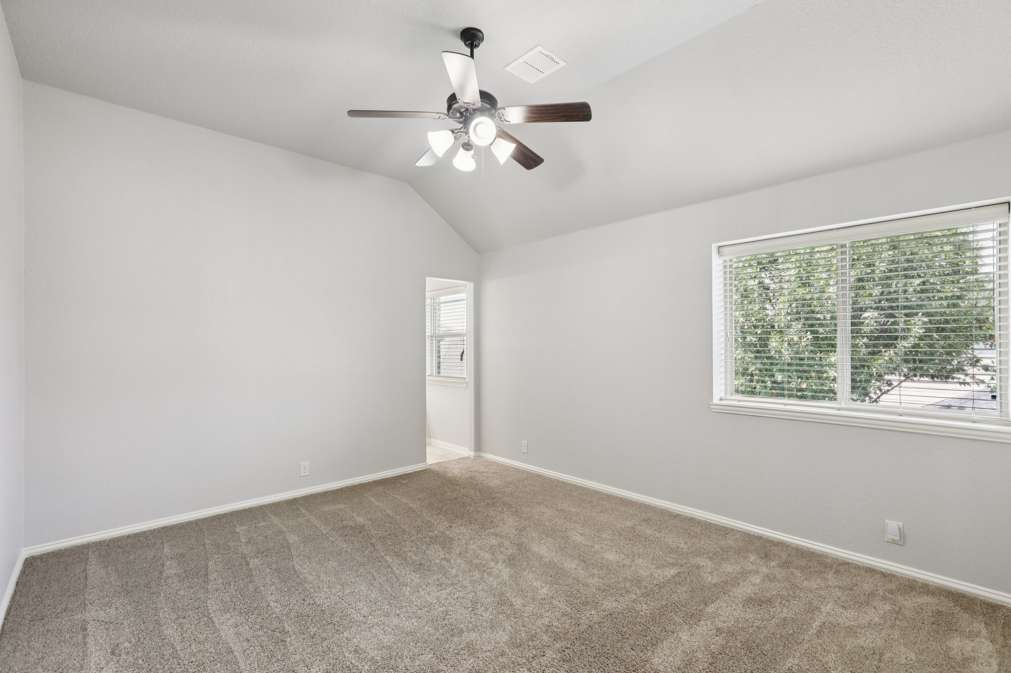 640 Tierra Vista Way