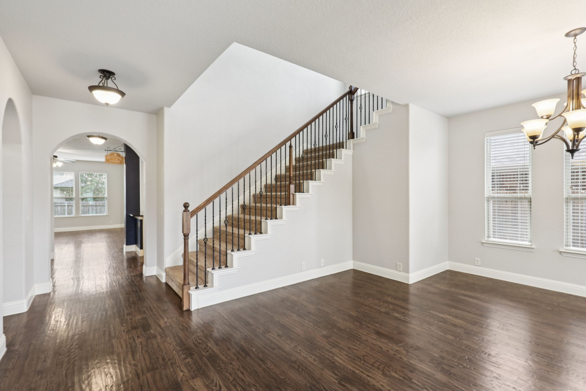 640 Tierra Vista Way