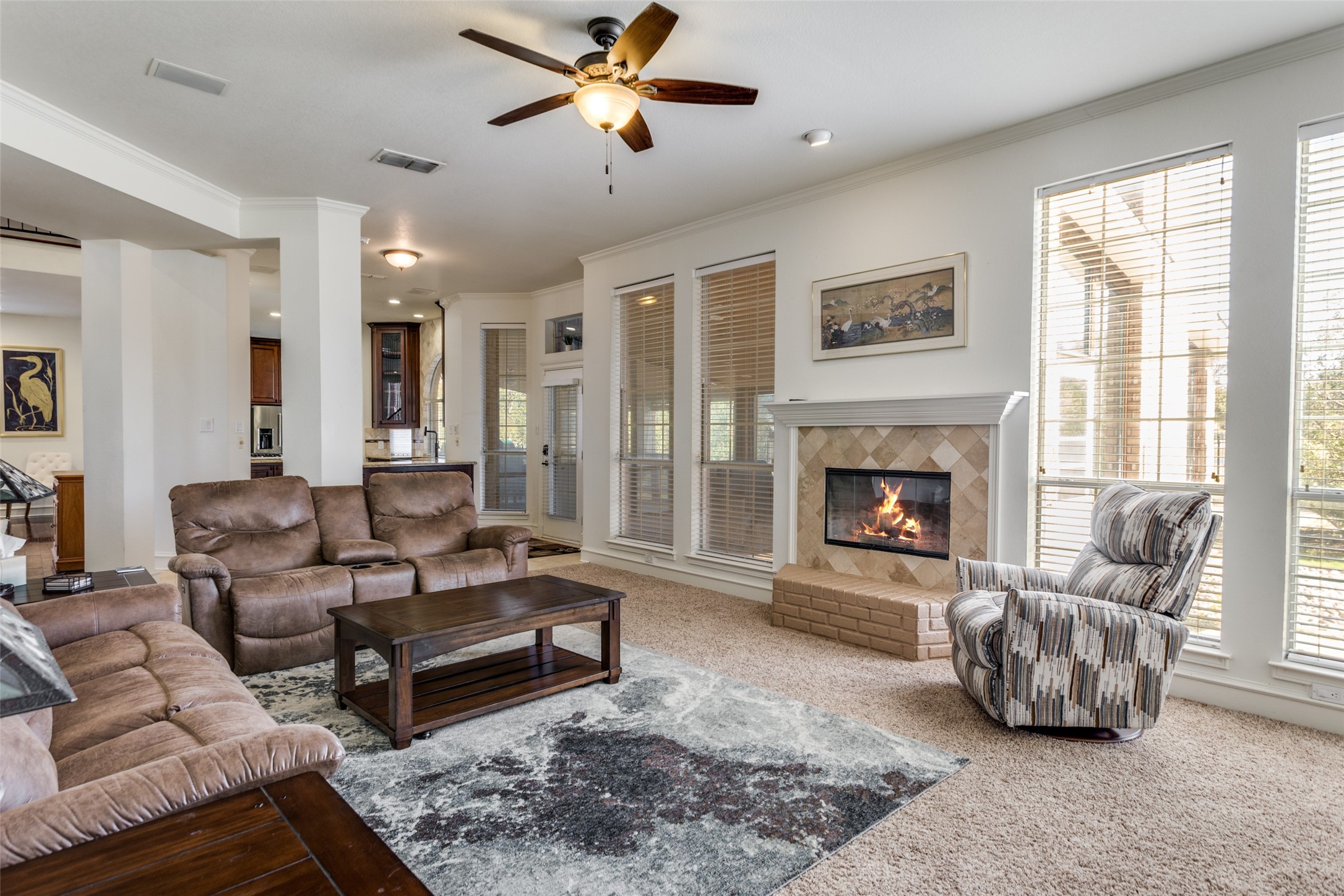 6035 Oak Hollow Drive