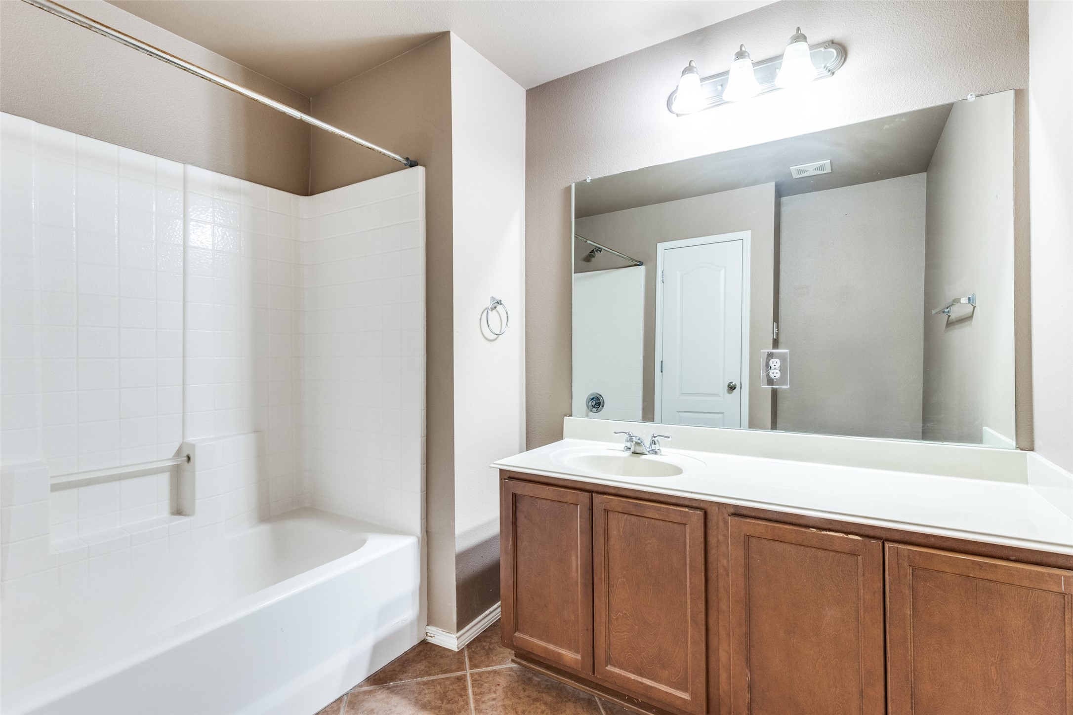 6217 Granite Creek Drive