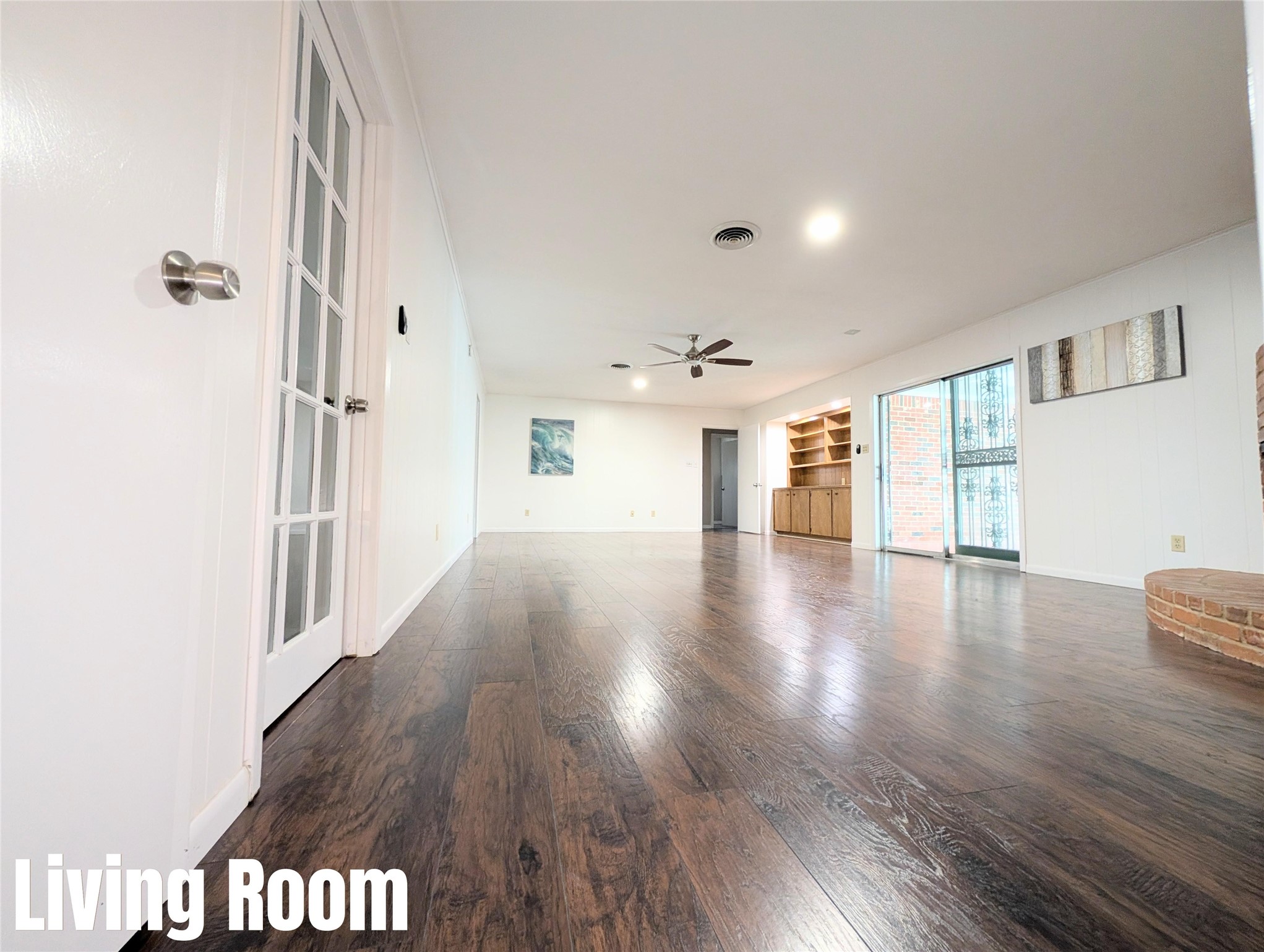 2410 Royal Acres Drive