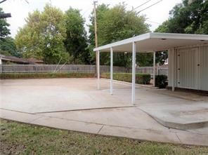 2410 Royal Acres Drive