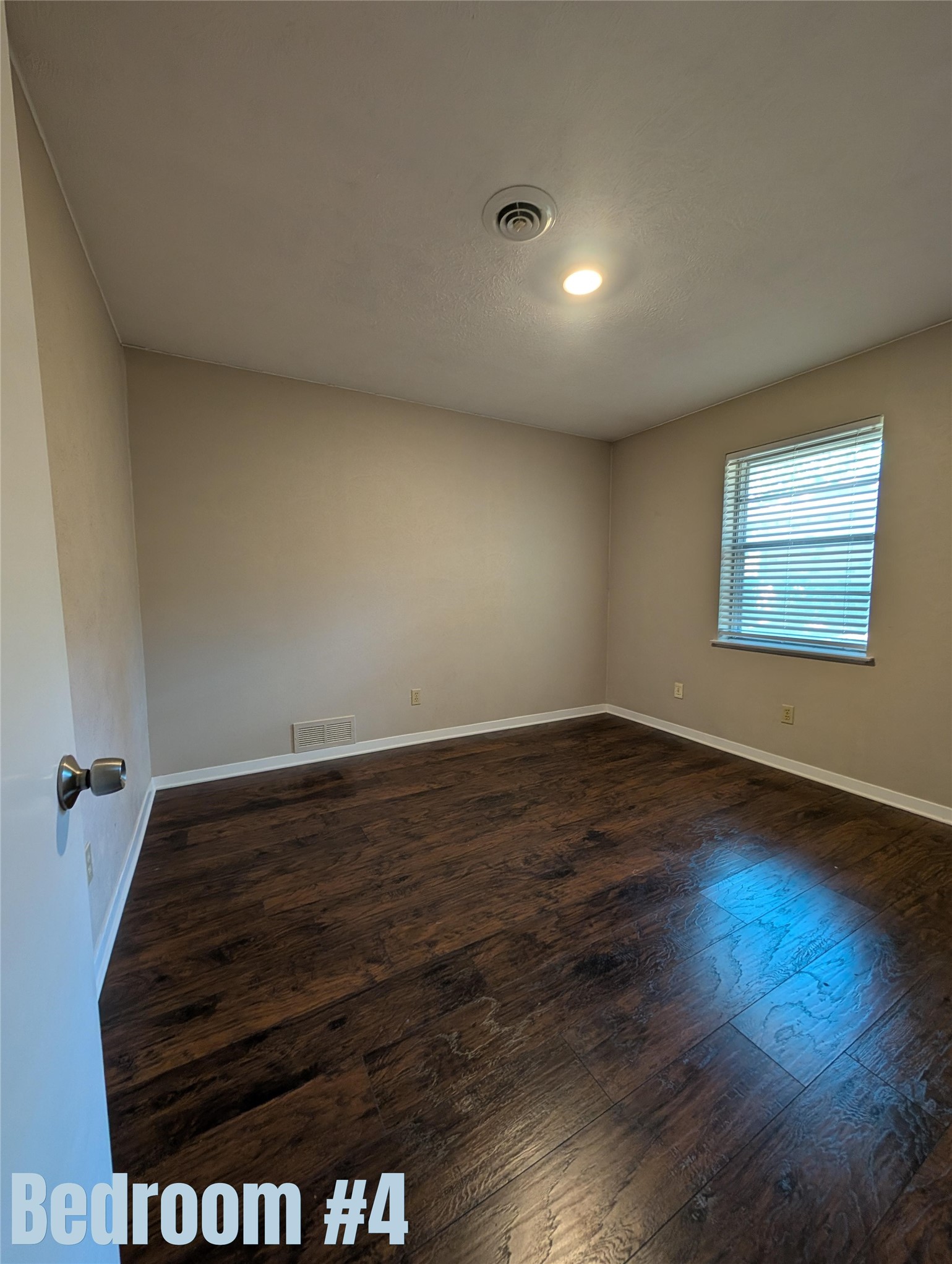 2410 Royal Acres Drive
