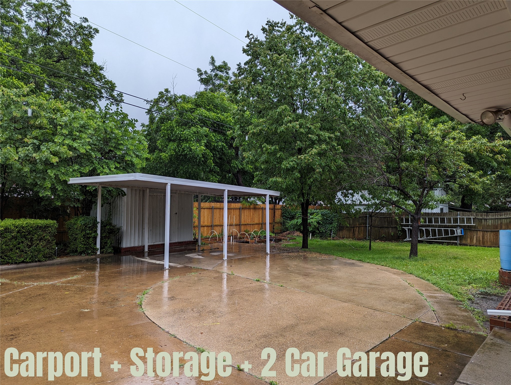 2410 Royal Acres Drive