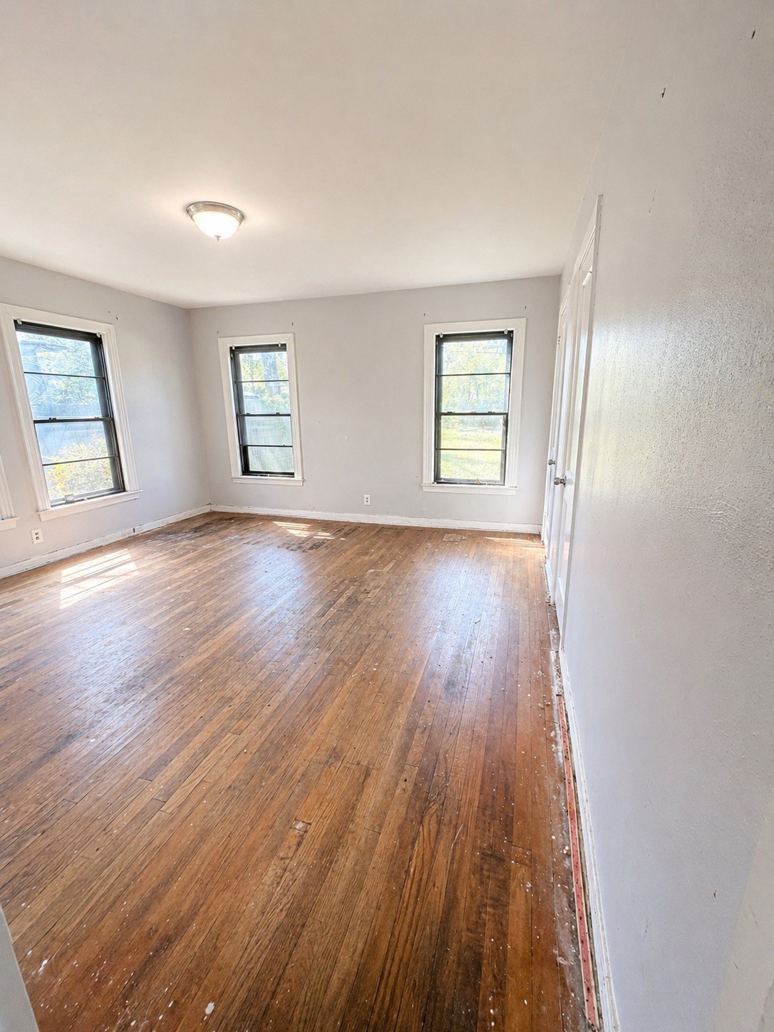 1801 Robinwood Drive
