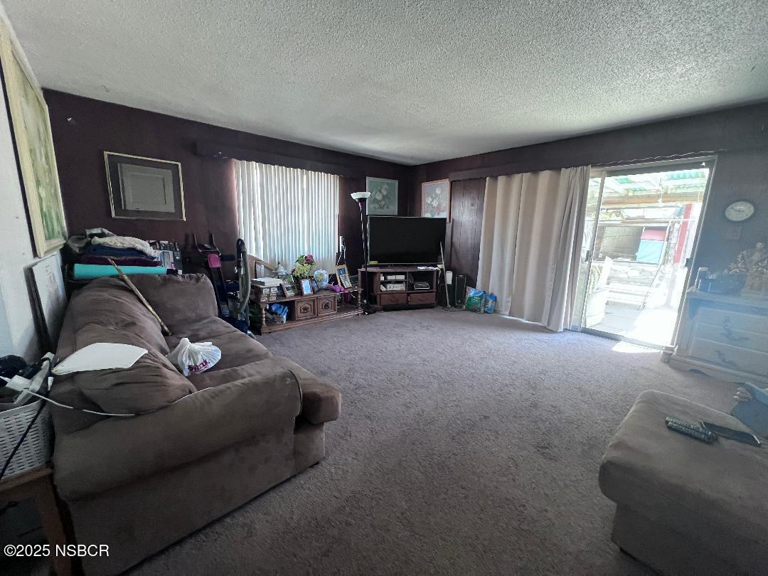 1706 N Russell Avenue