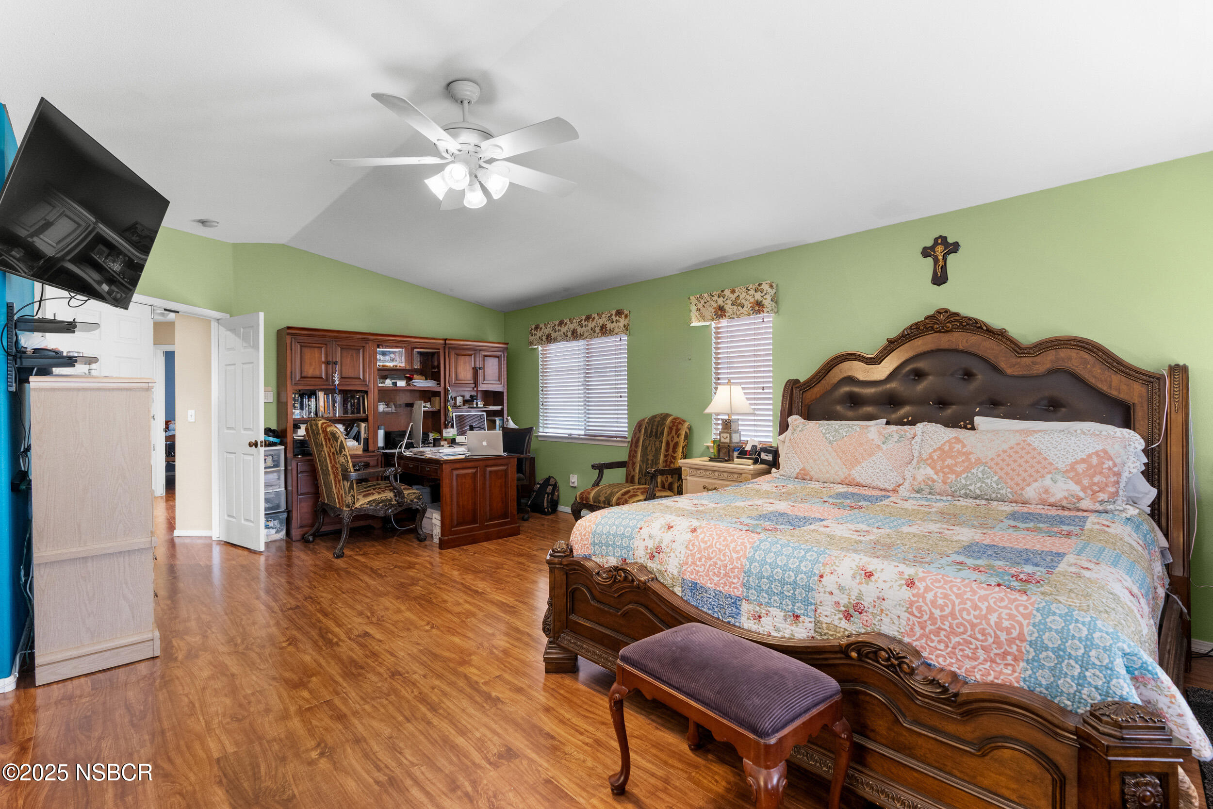 1838 Lauren Lane