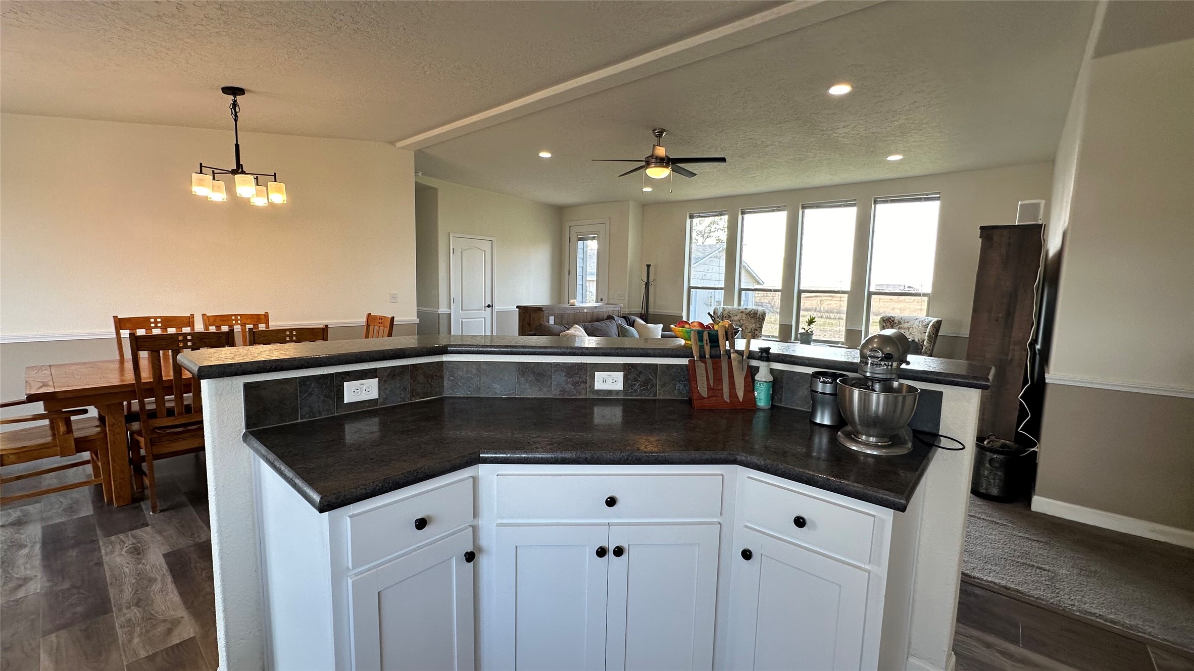 210 Old Us Highway 91