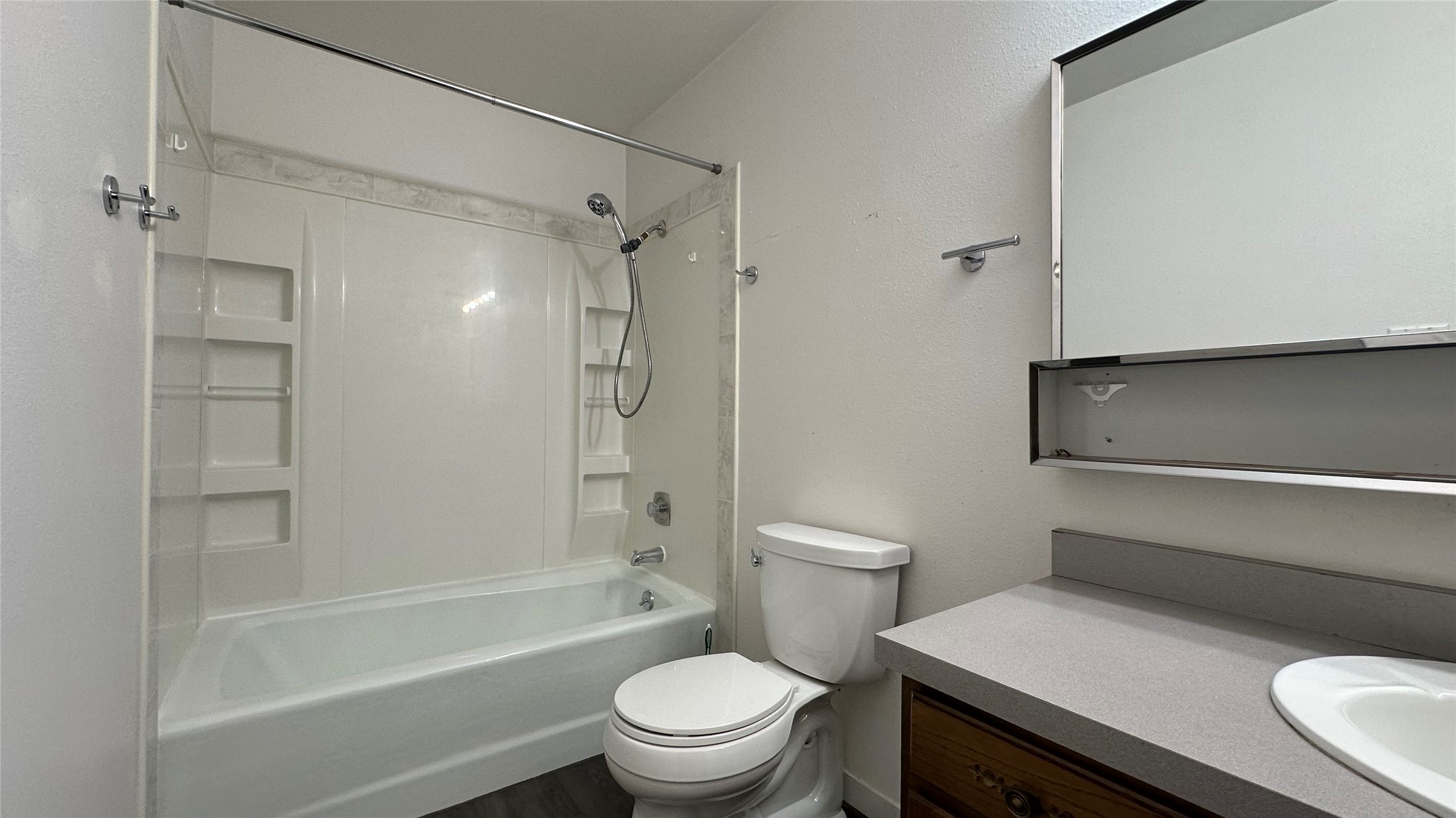 324 13th Avenue S 15