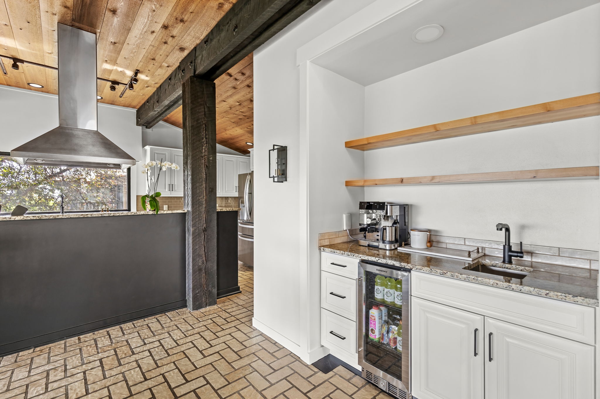 2731 Huckleberry Drive