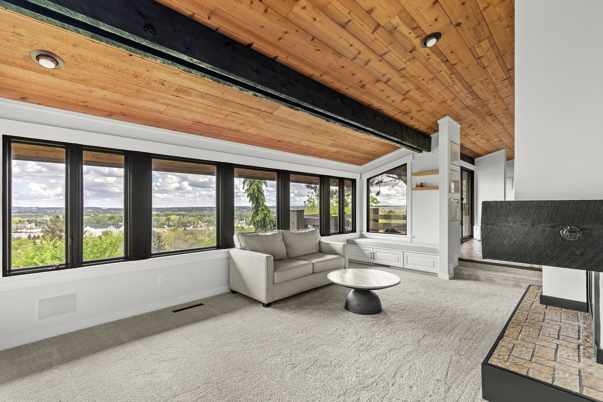 2731 Huckleberry Drive