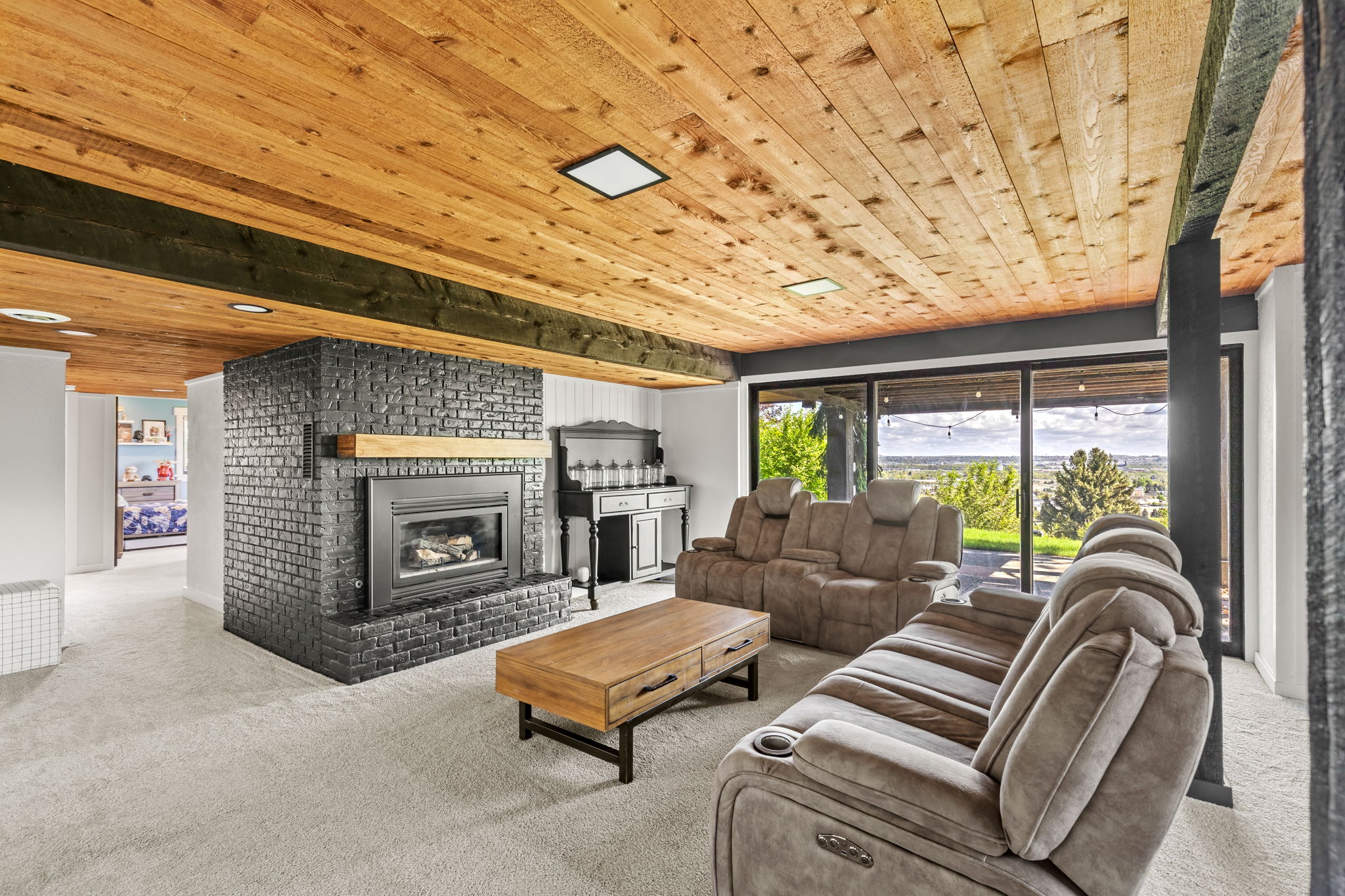 2731 Huckleberry Drive