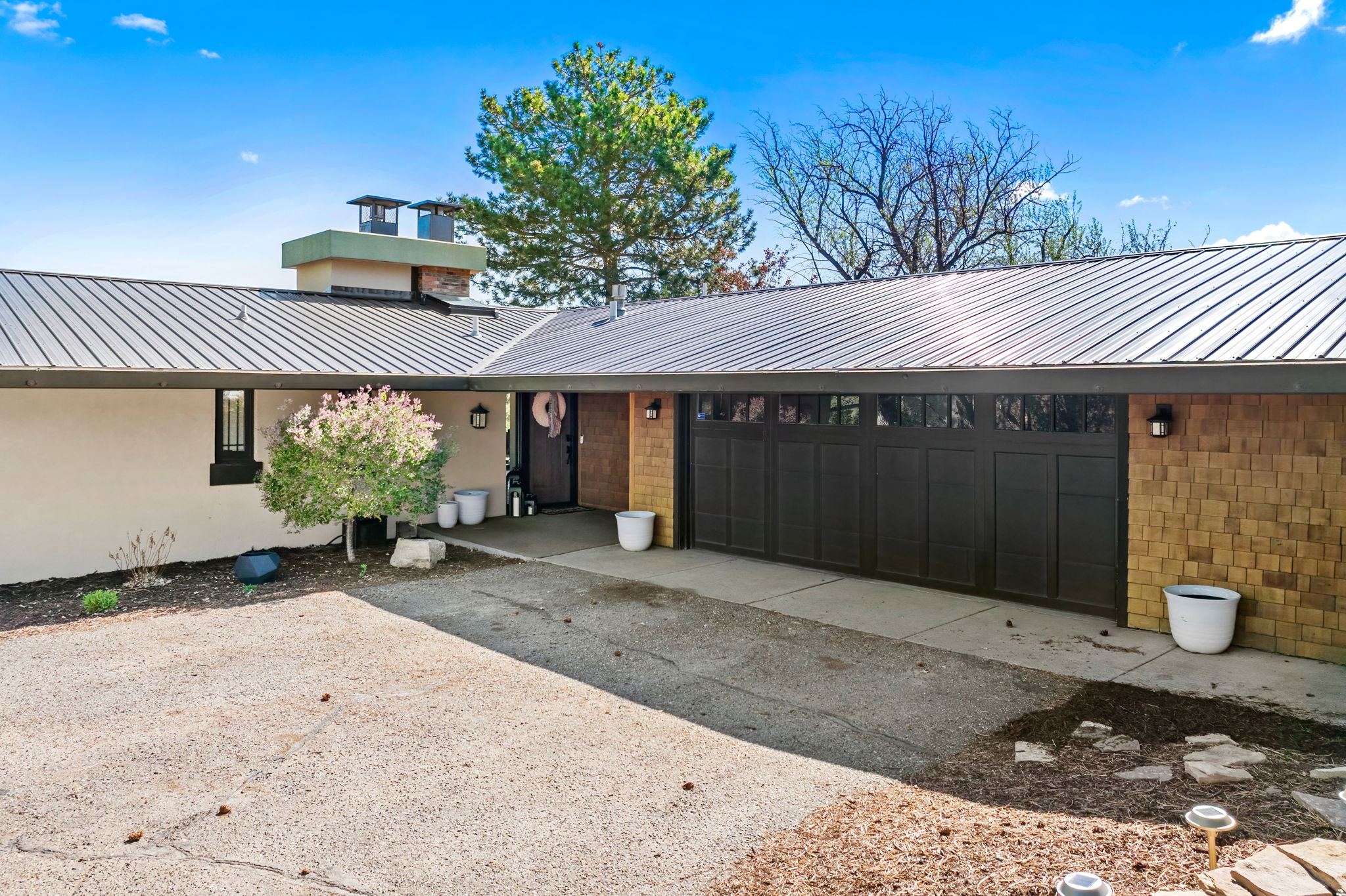 2731 Huckleberry Drive