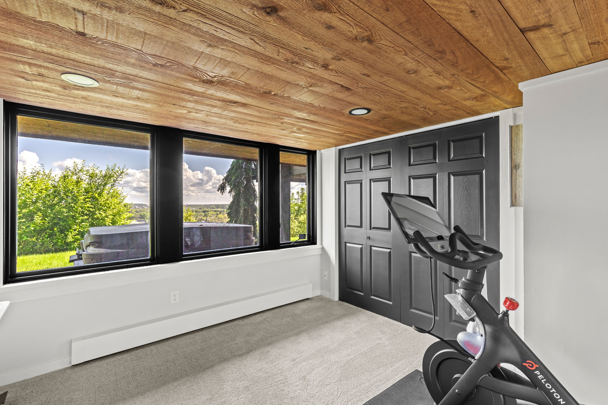 2731 Huckleberry Drive