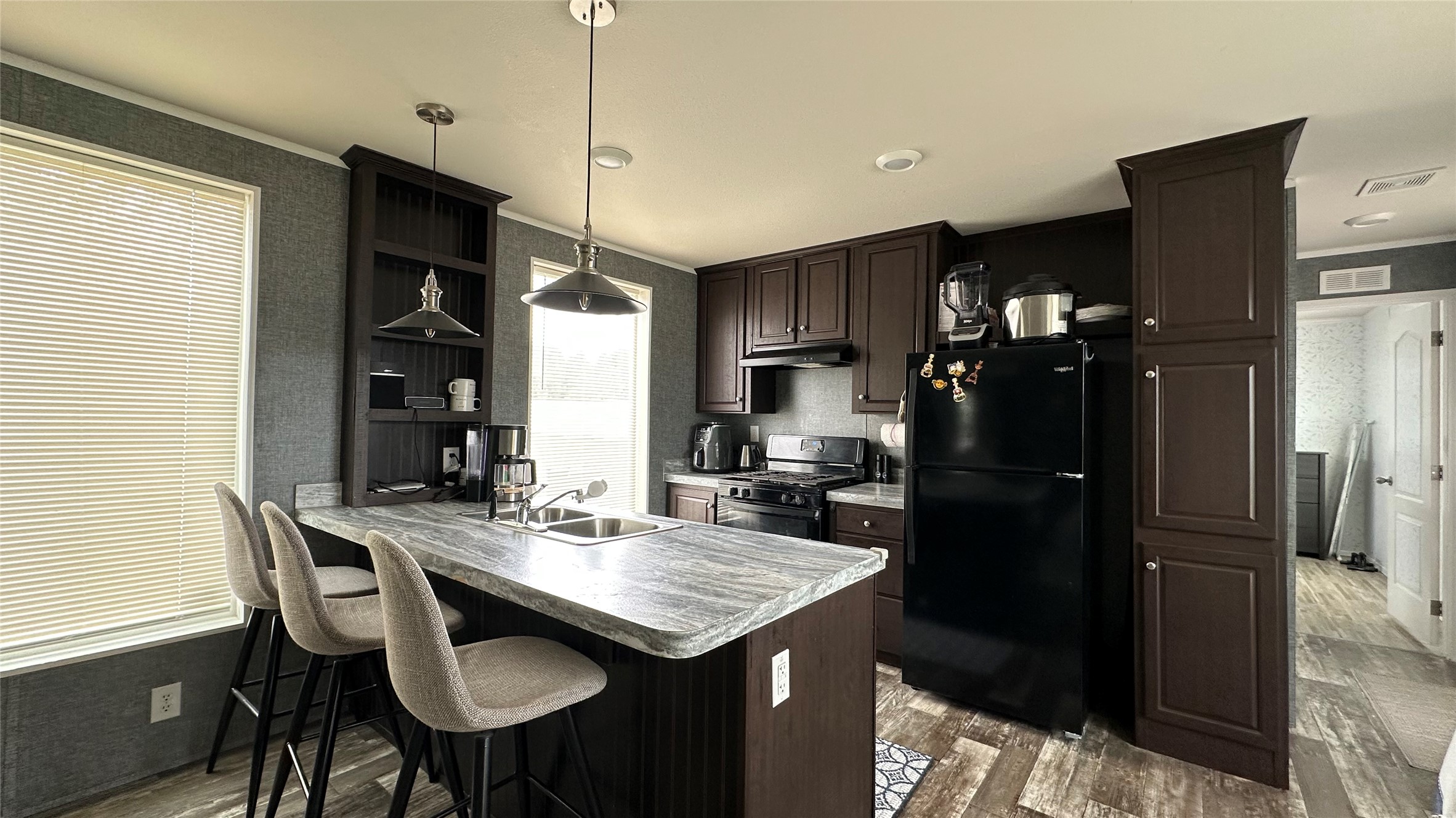 3805 7th Street NE 61