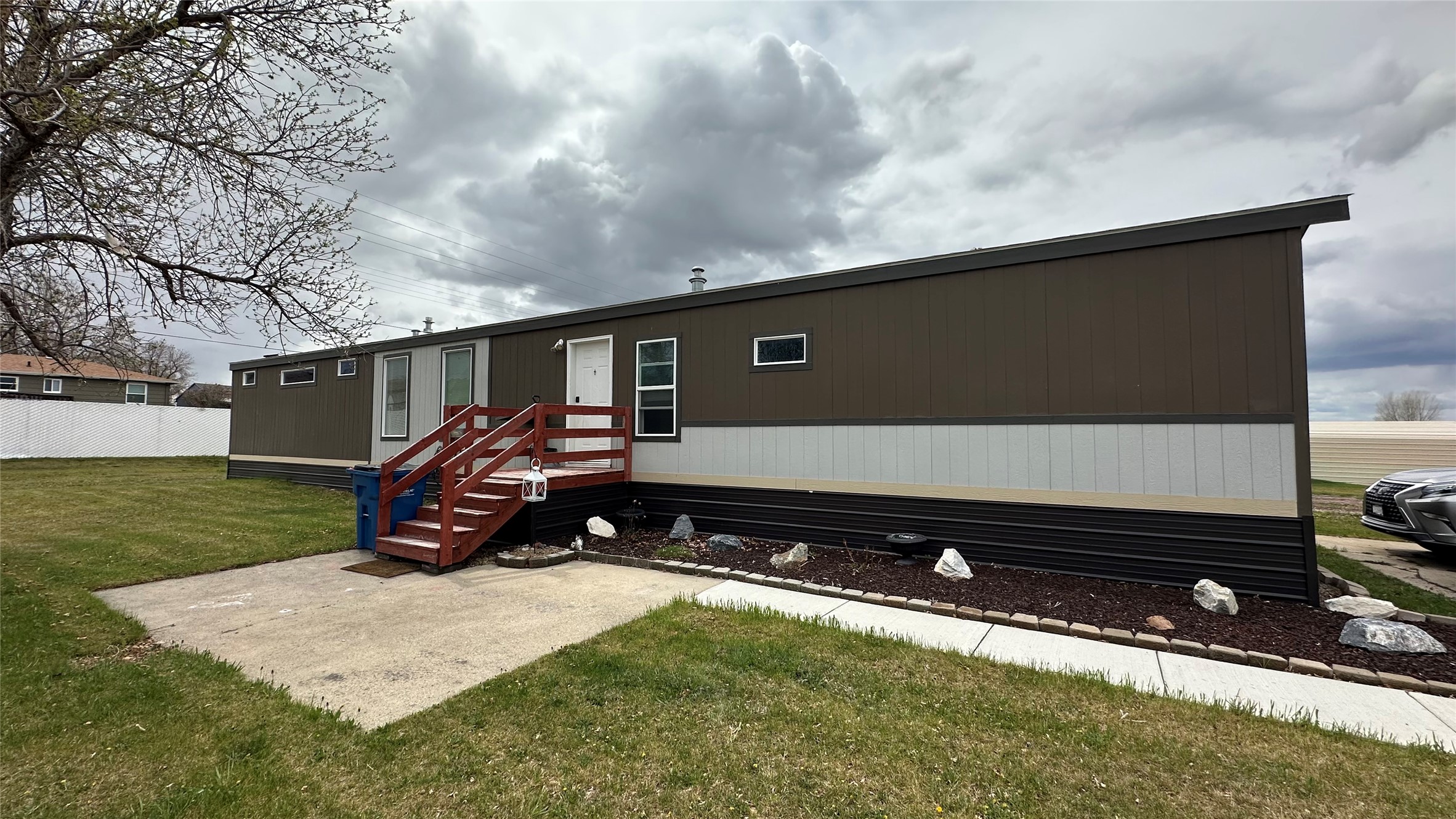 3805 7th Street NE 61