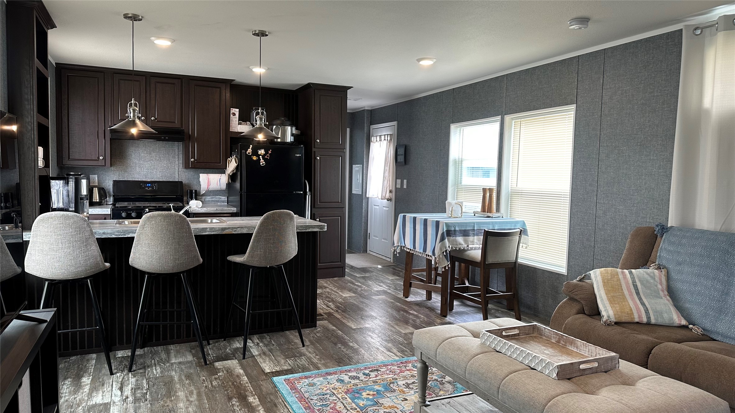 3805 7th Street NE 61