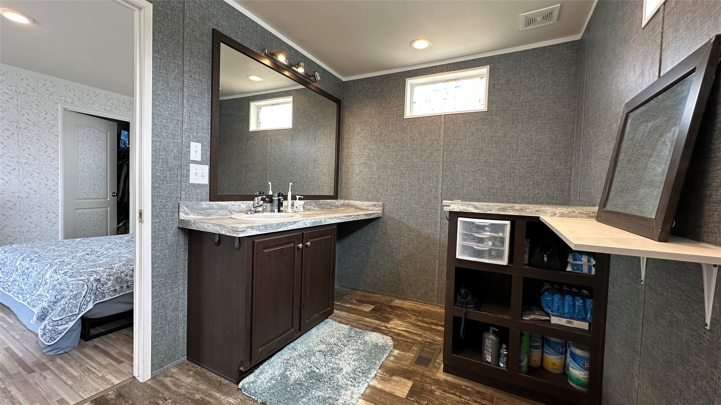 3805 7th Street NE 61