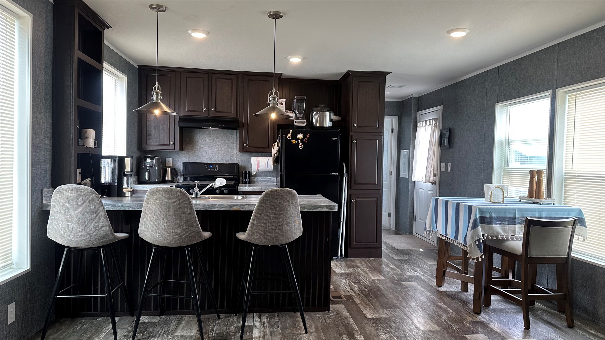 3805 7th Street NE 61