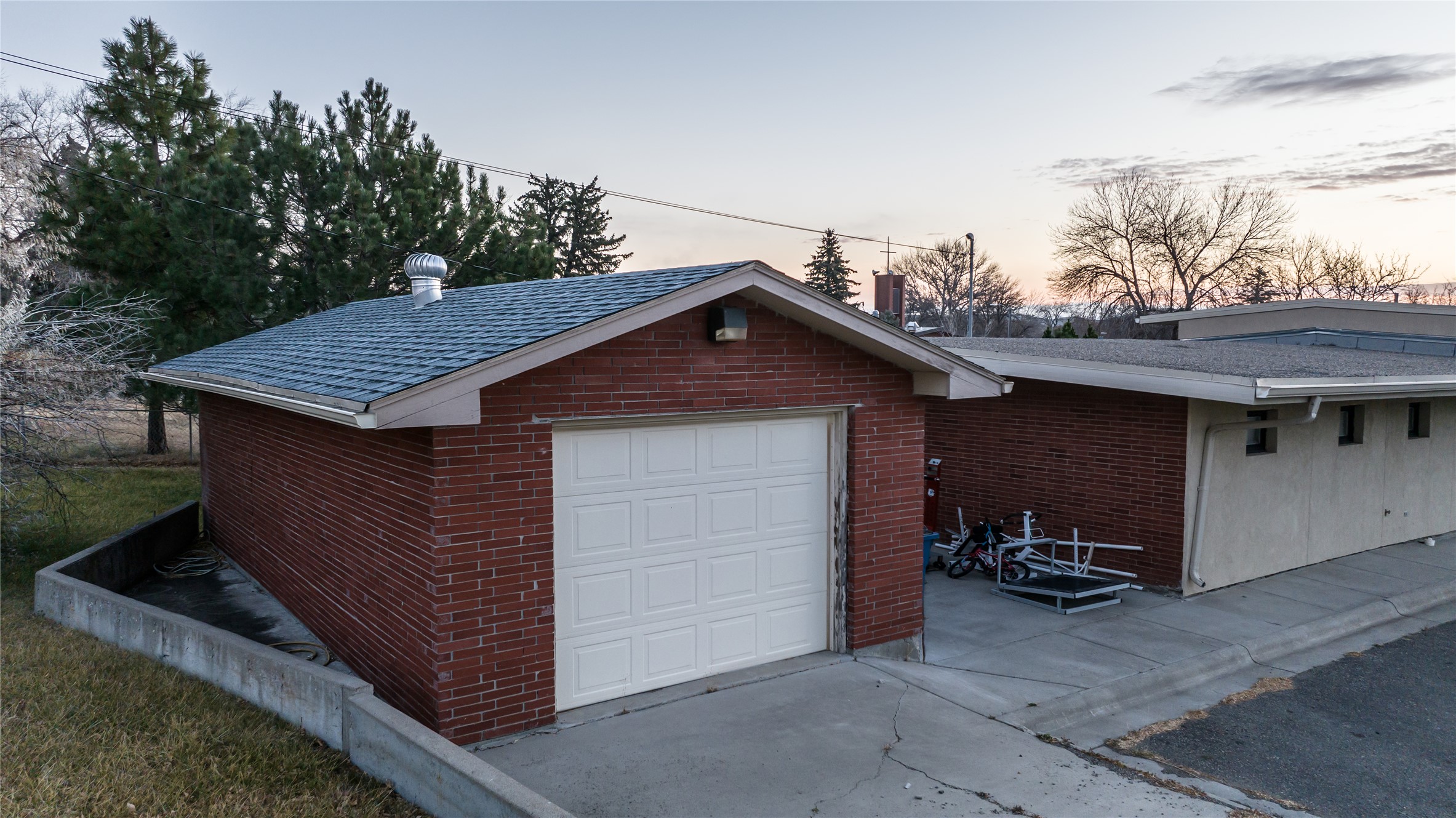 1510 Saint Charles Street