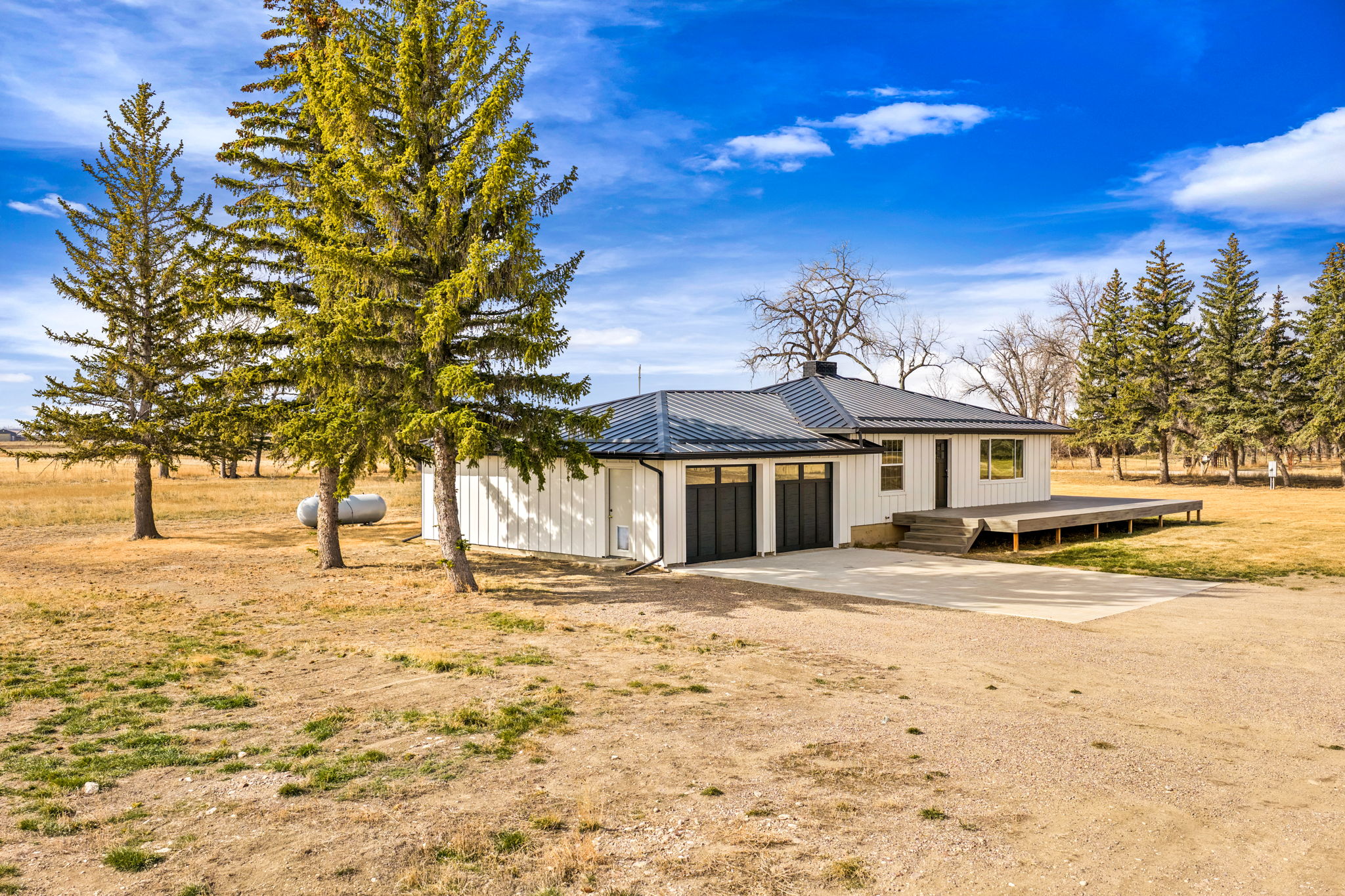 241 8th Lane NE