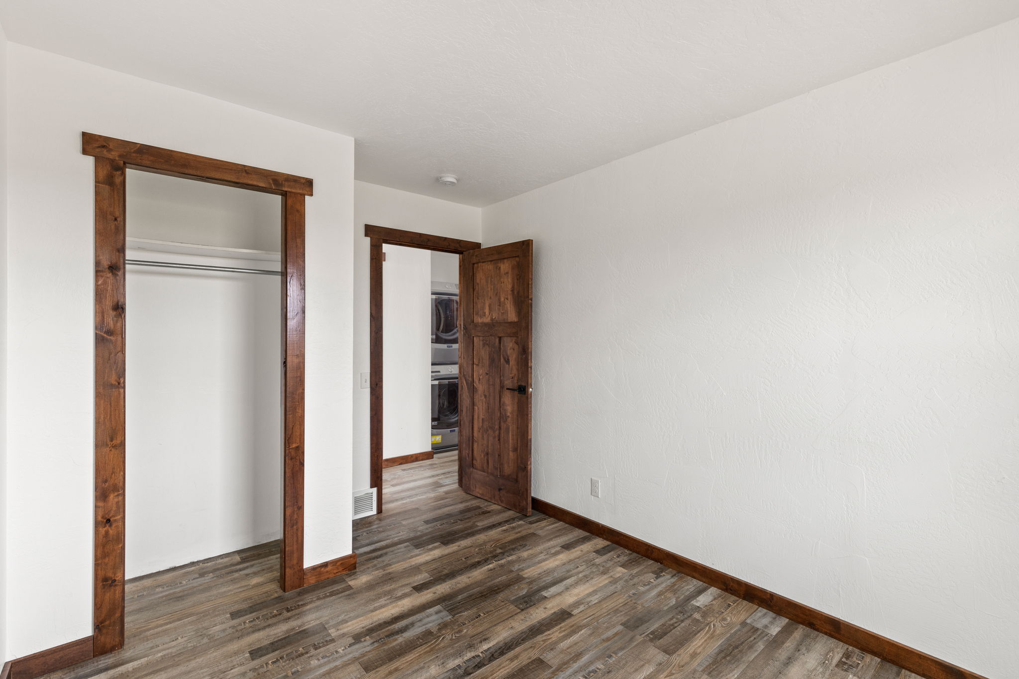 241 8th Lane NE