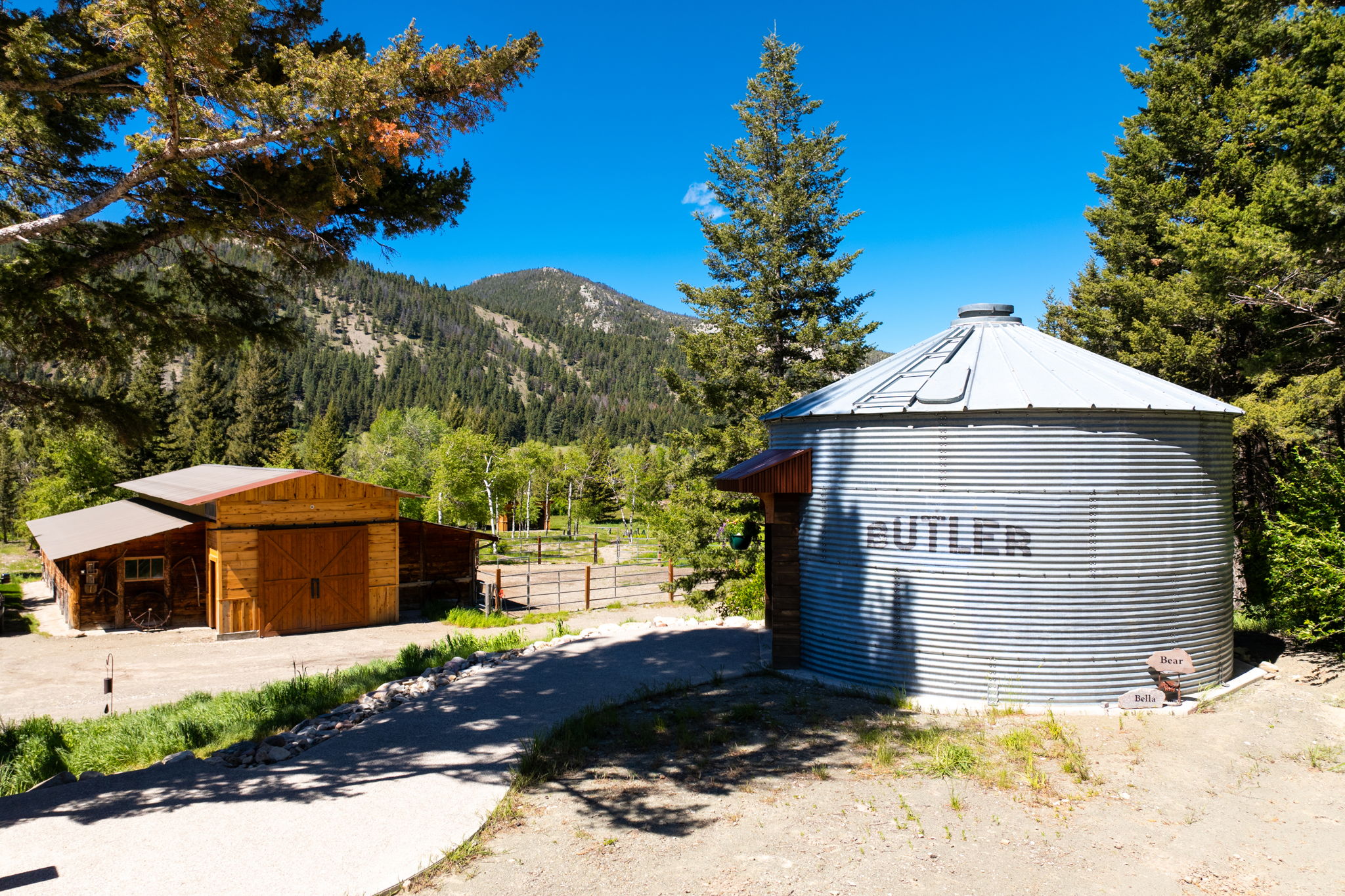 4509 Dearborn Canyon Road