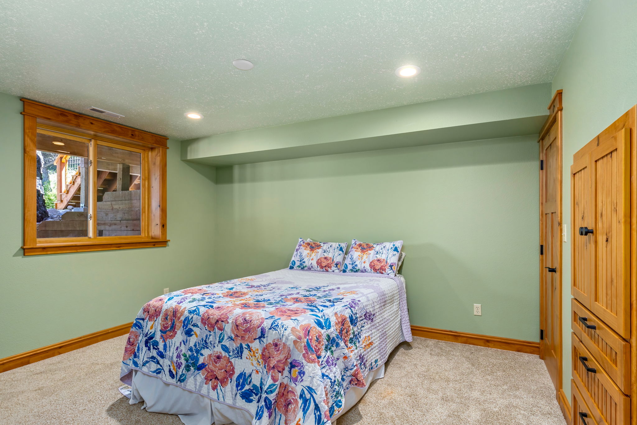 4509 Dearborn Canyon Road