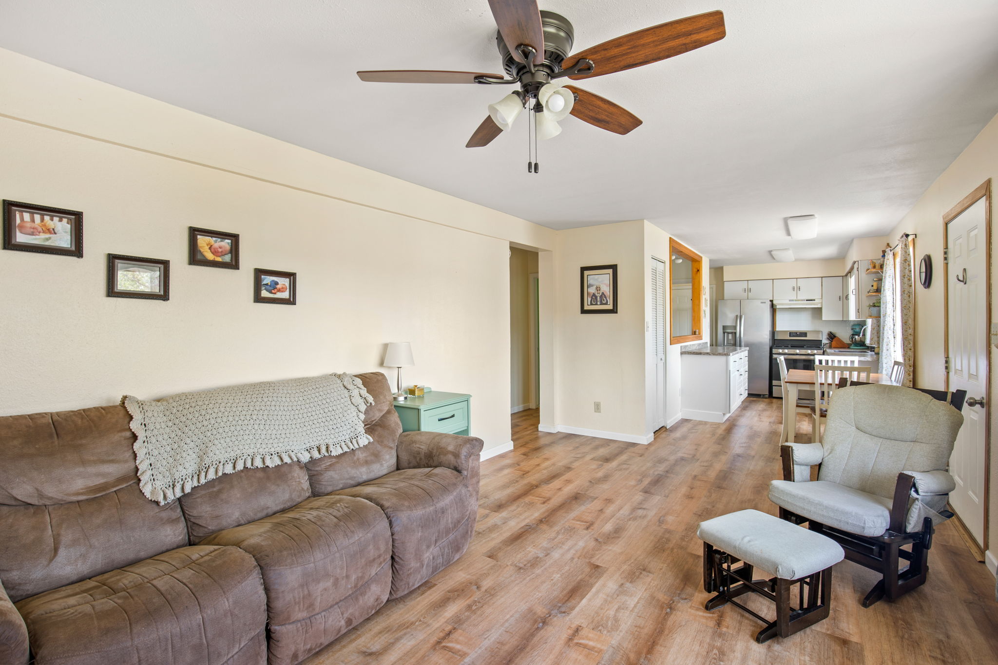 329 Riverview 4 W