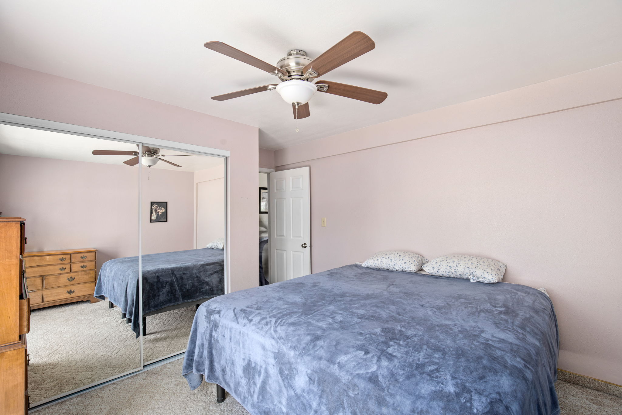 329 Riverview 4 W