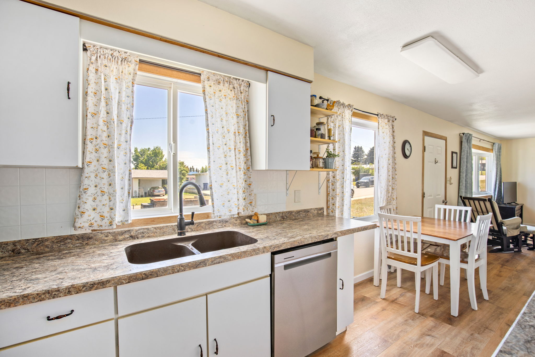 329 Riverview 4 W