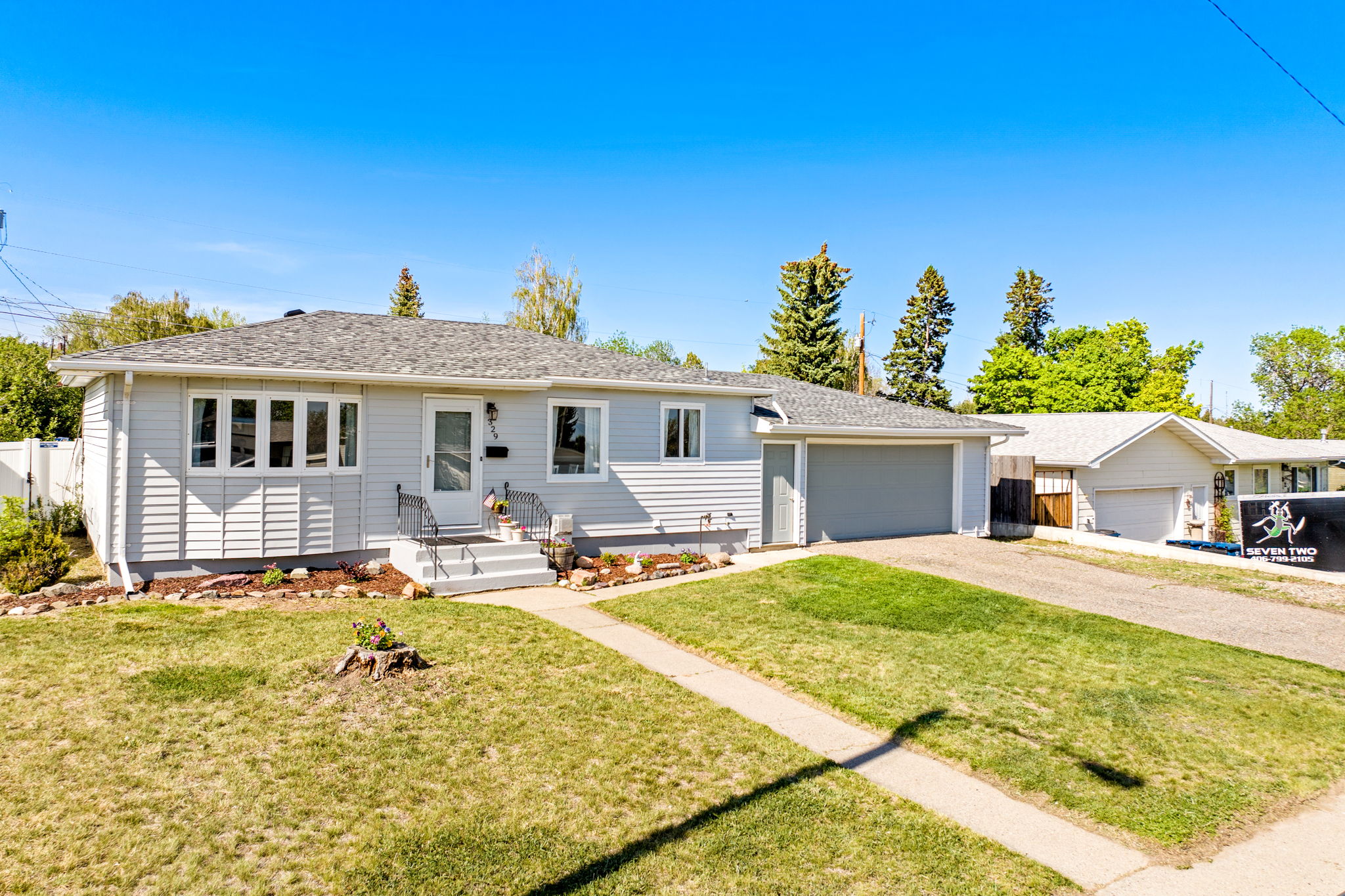 329 Riverview 4 W