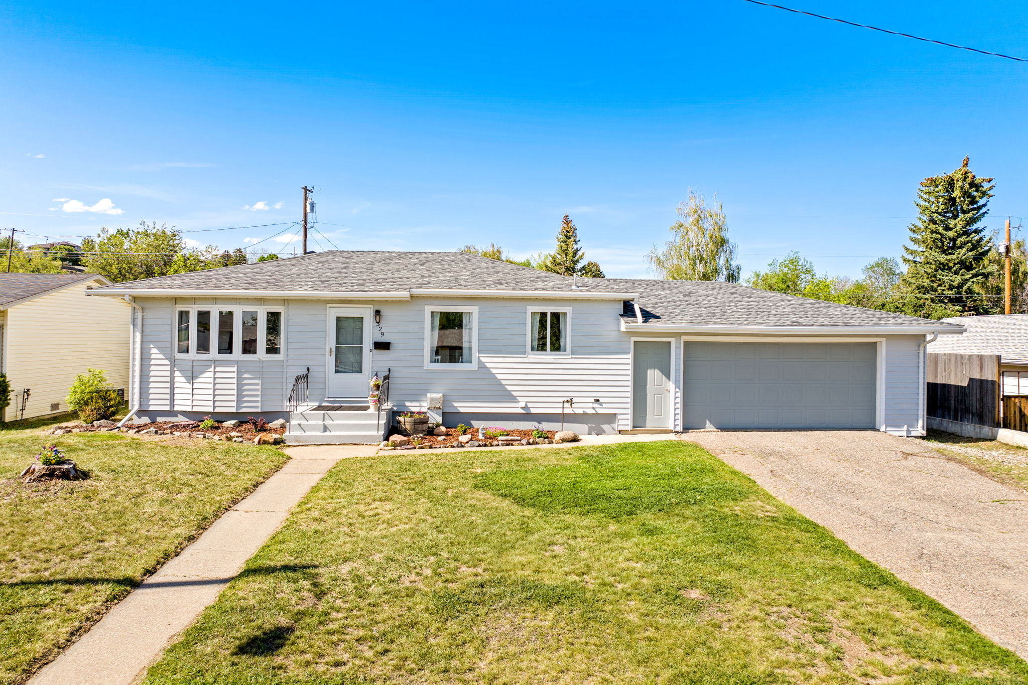 329 Riverview 4 W