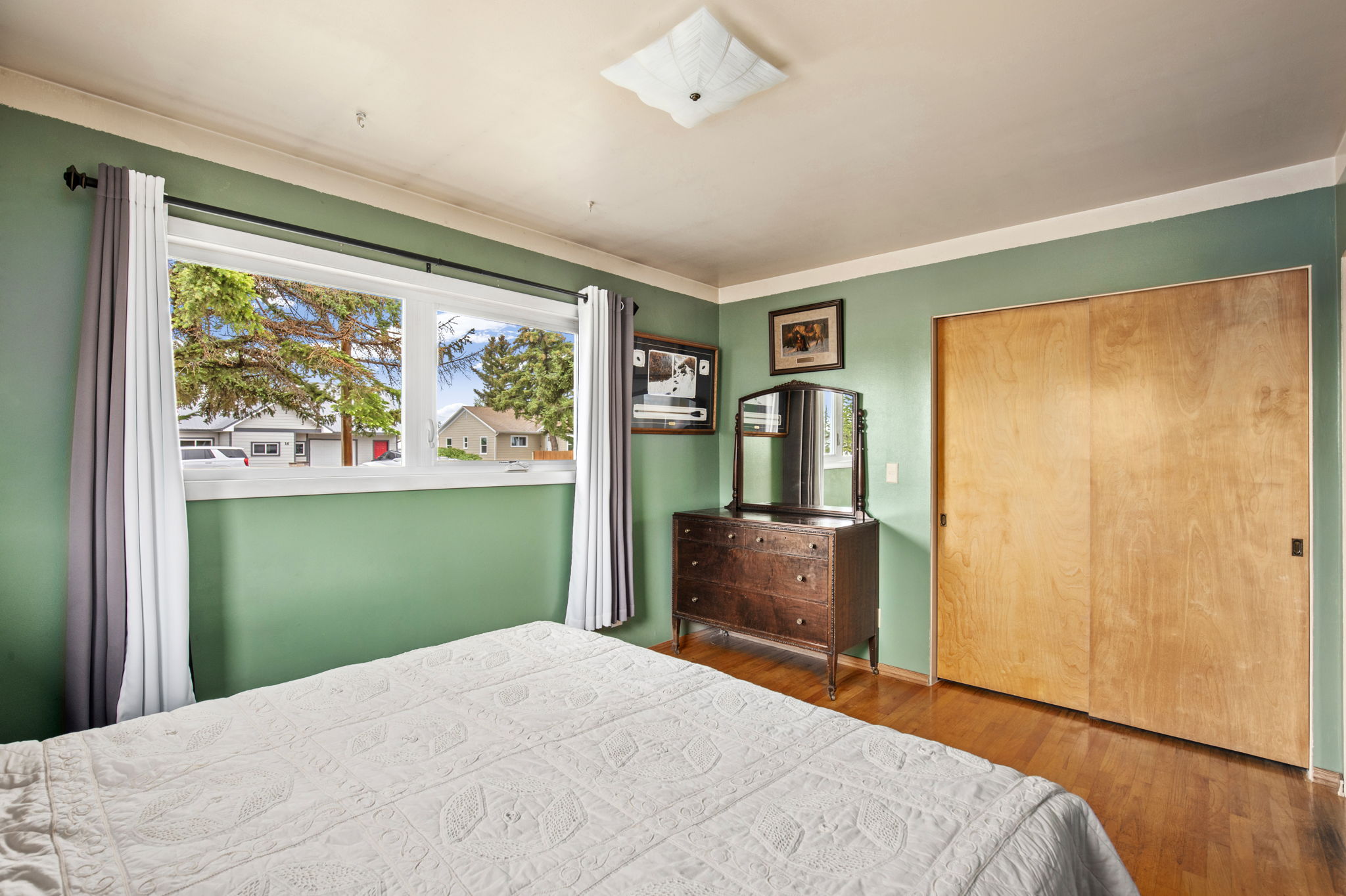 203 3rd Avenue SW