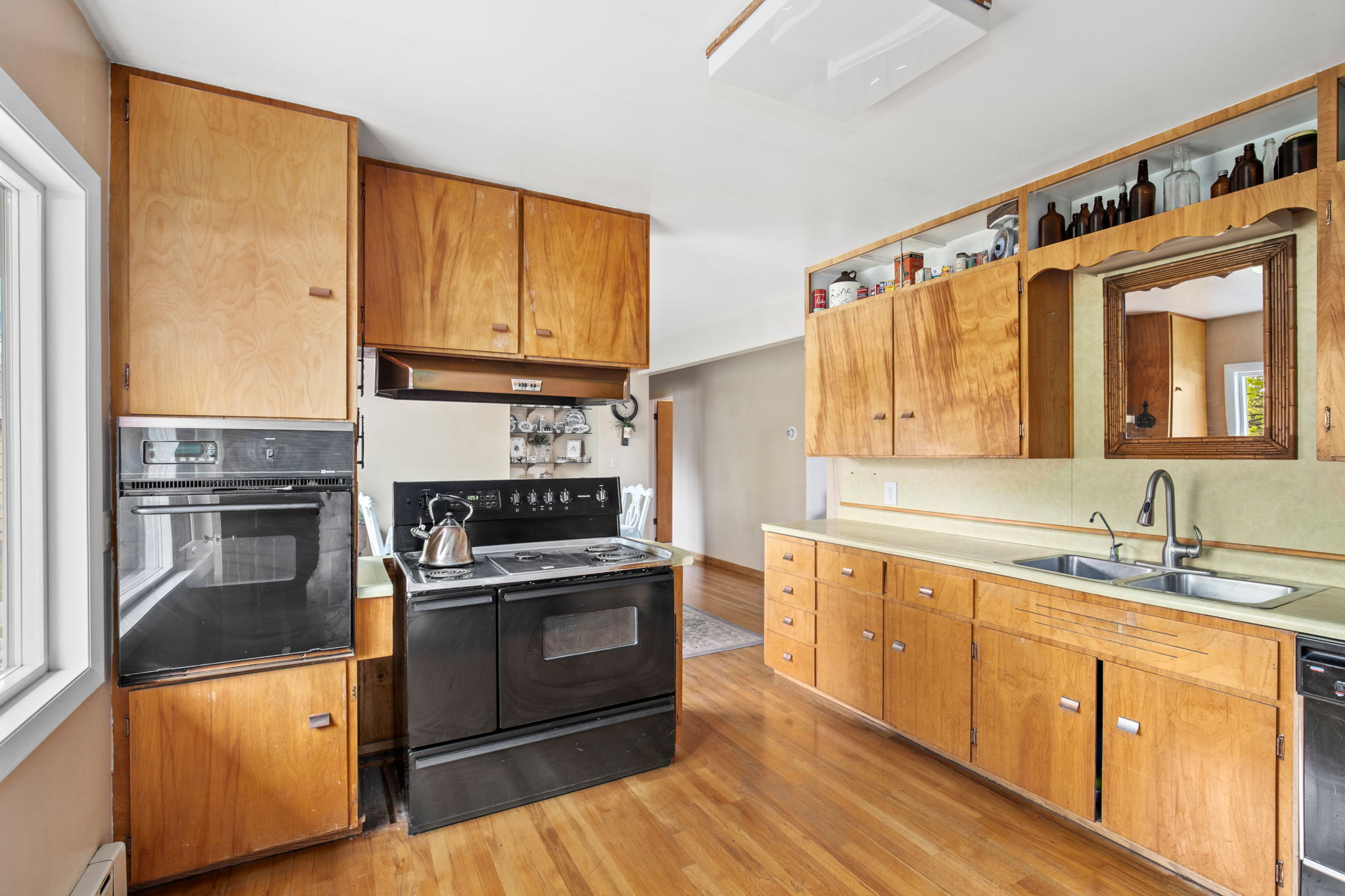 203 3rd Avenue SW