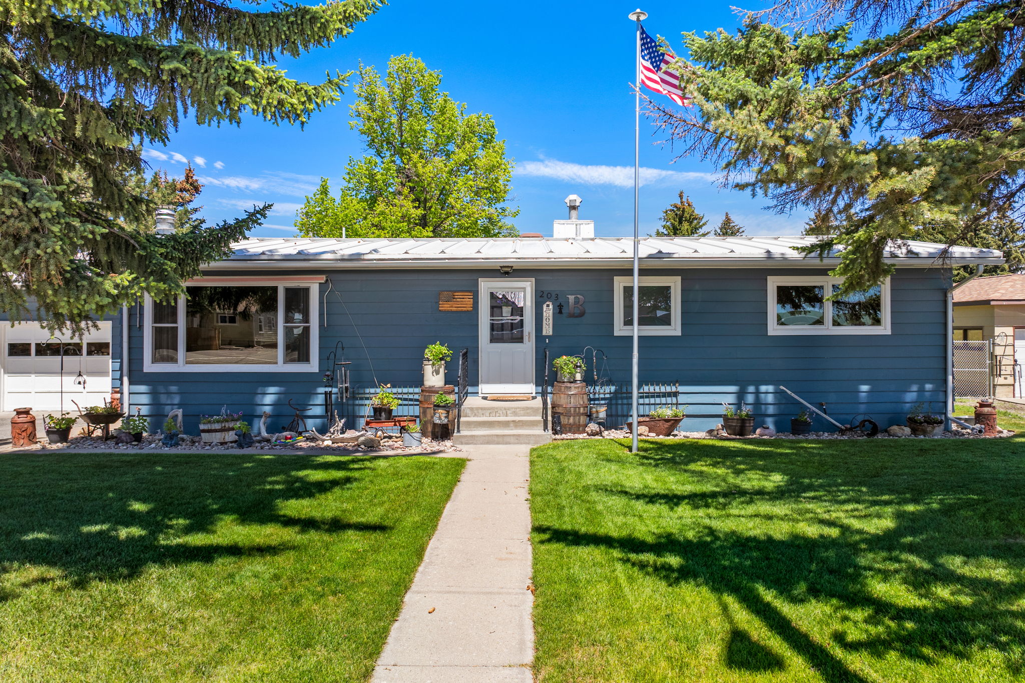 203 3rd Avenue SW