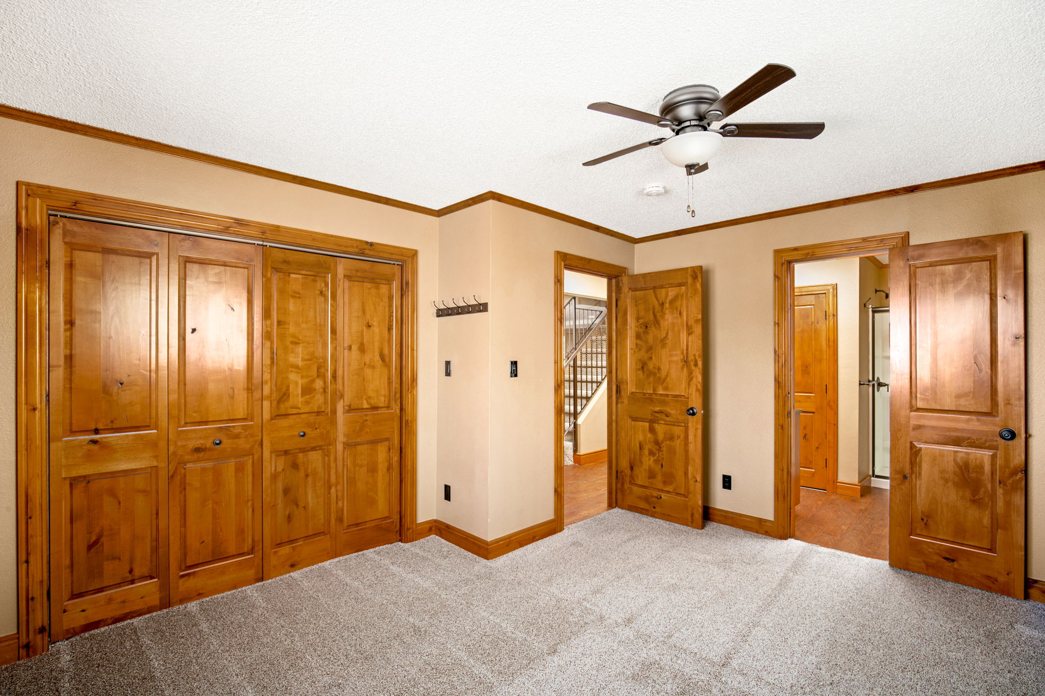 471 Flood Road