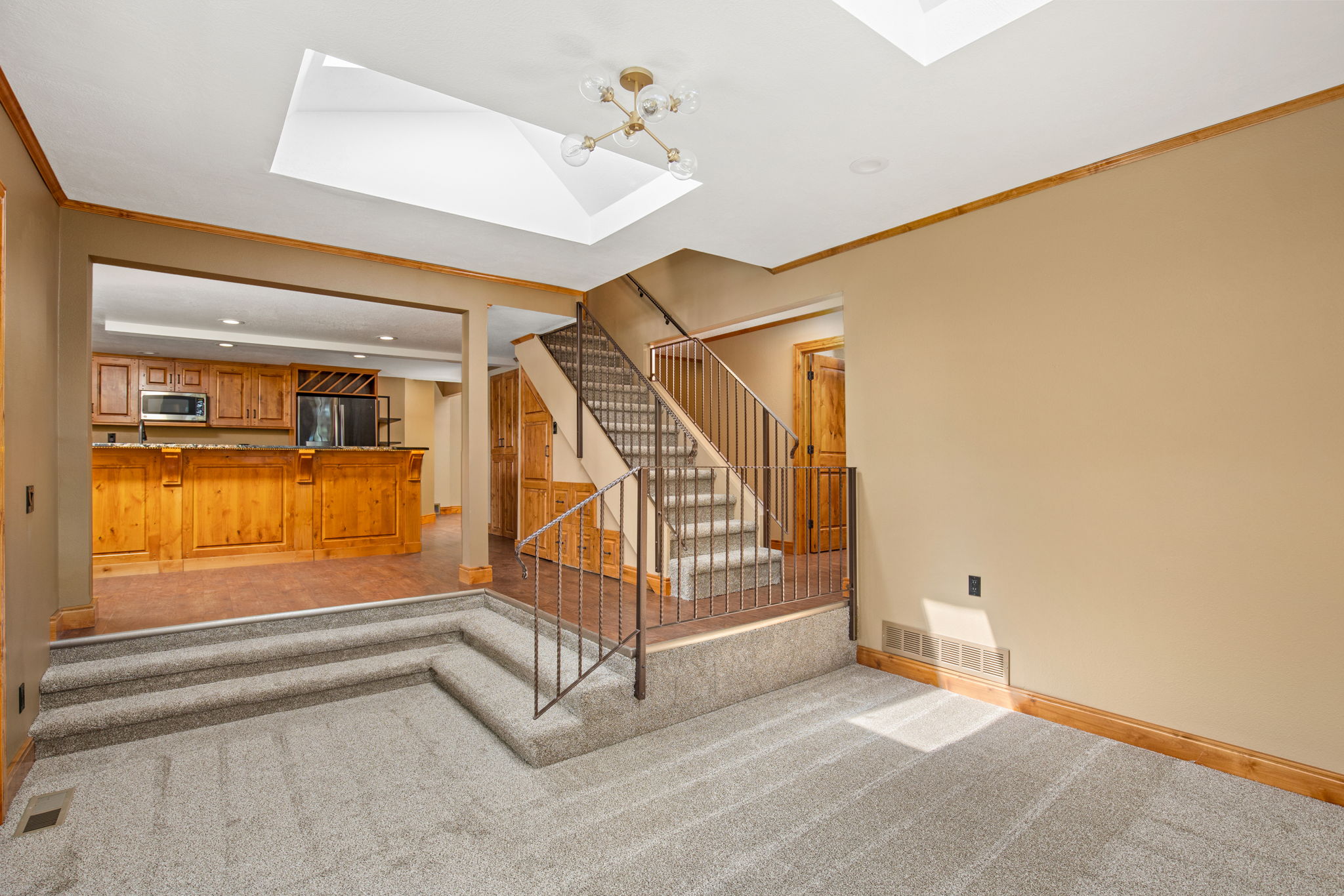 471 Flood Road