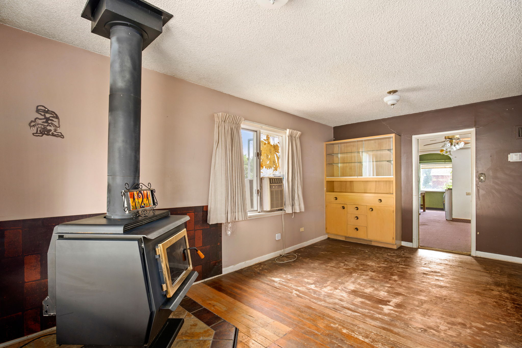 121 Central Avenue S