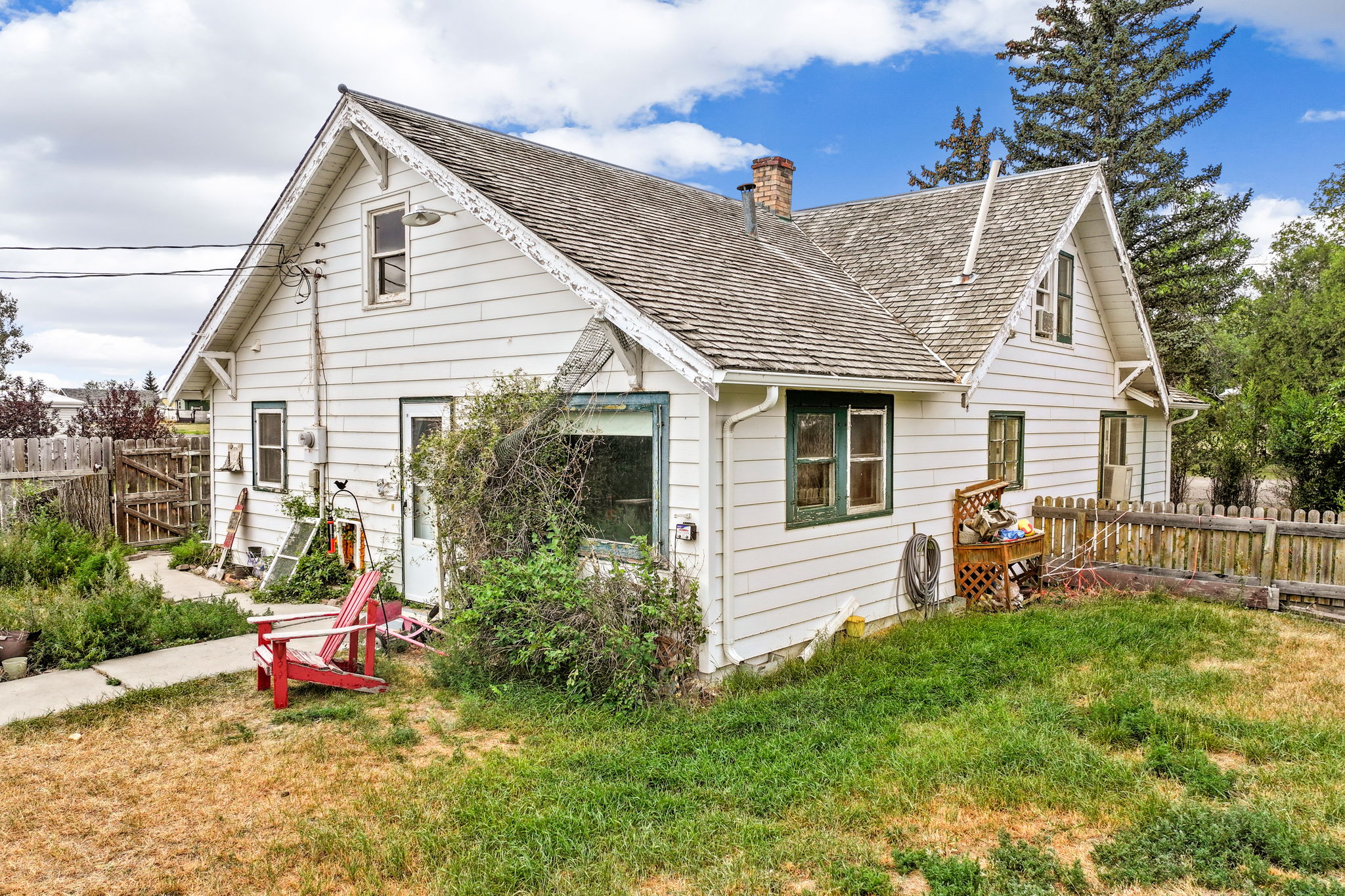 121 Central Avenue S