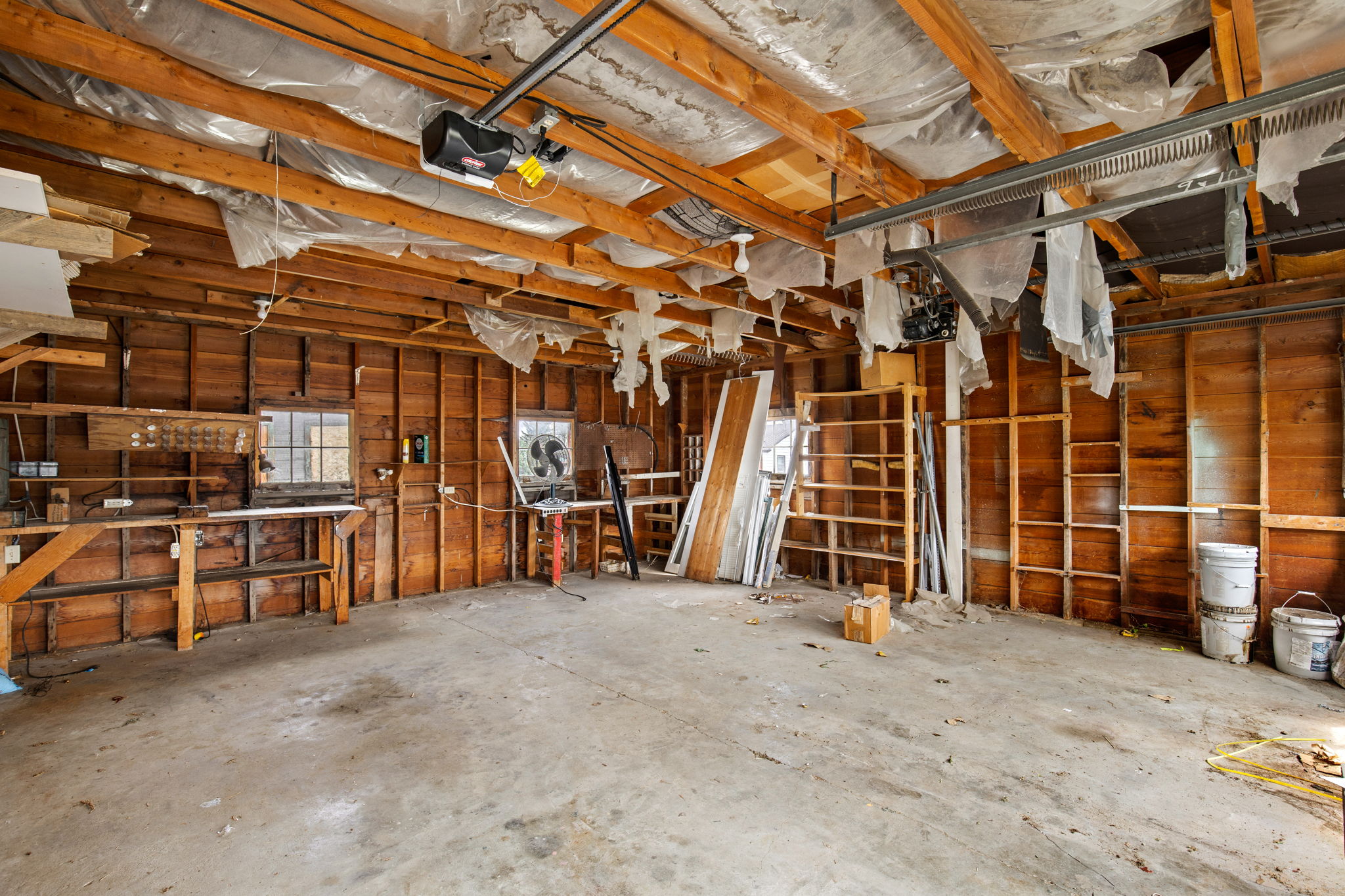 121 Central Avenue S