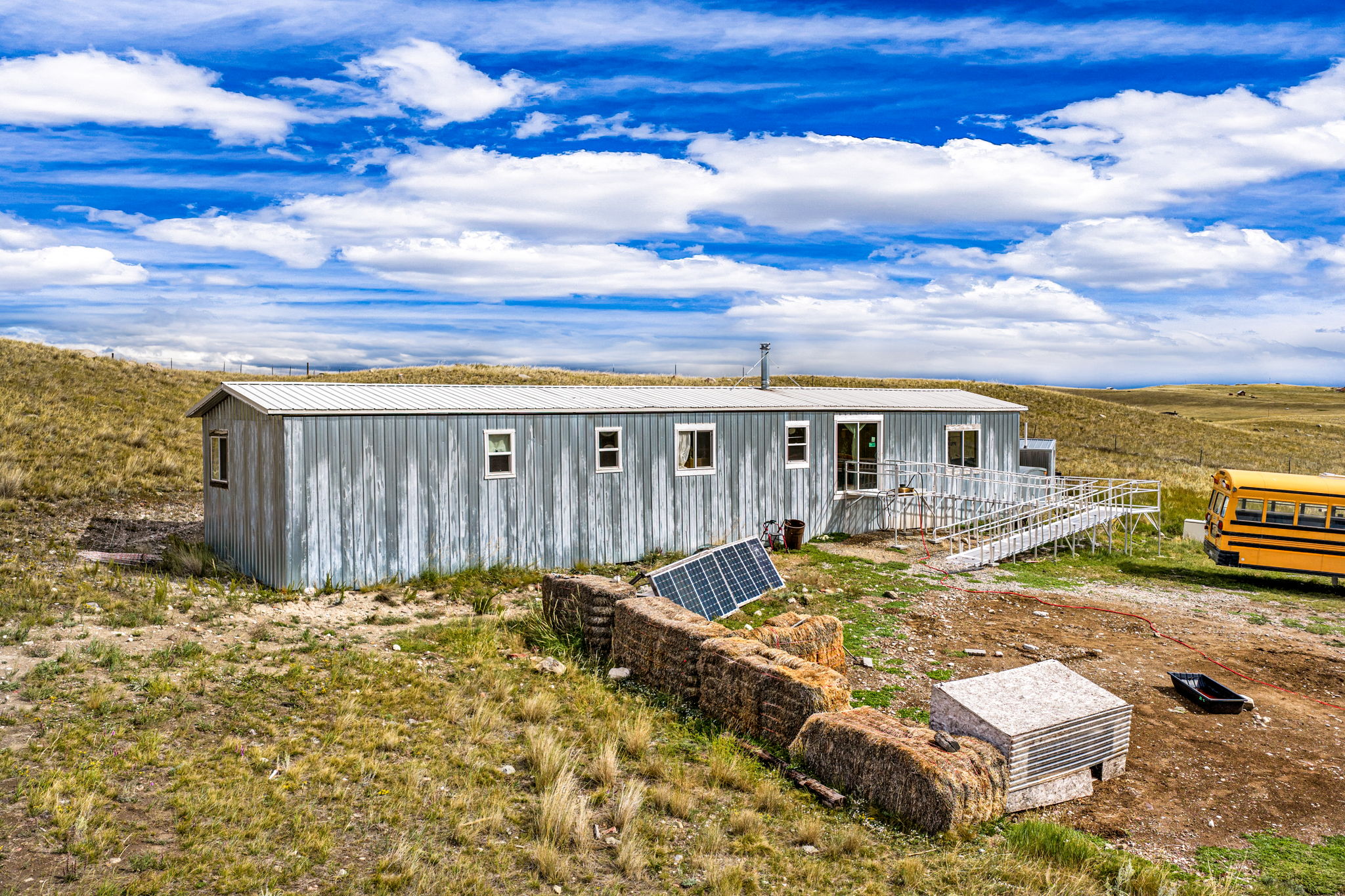 3950 W Meadowlark Lane