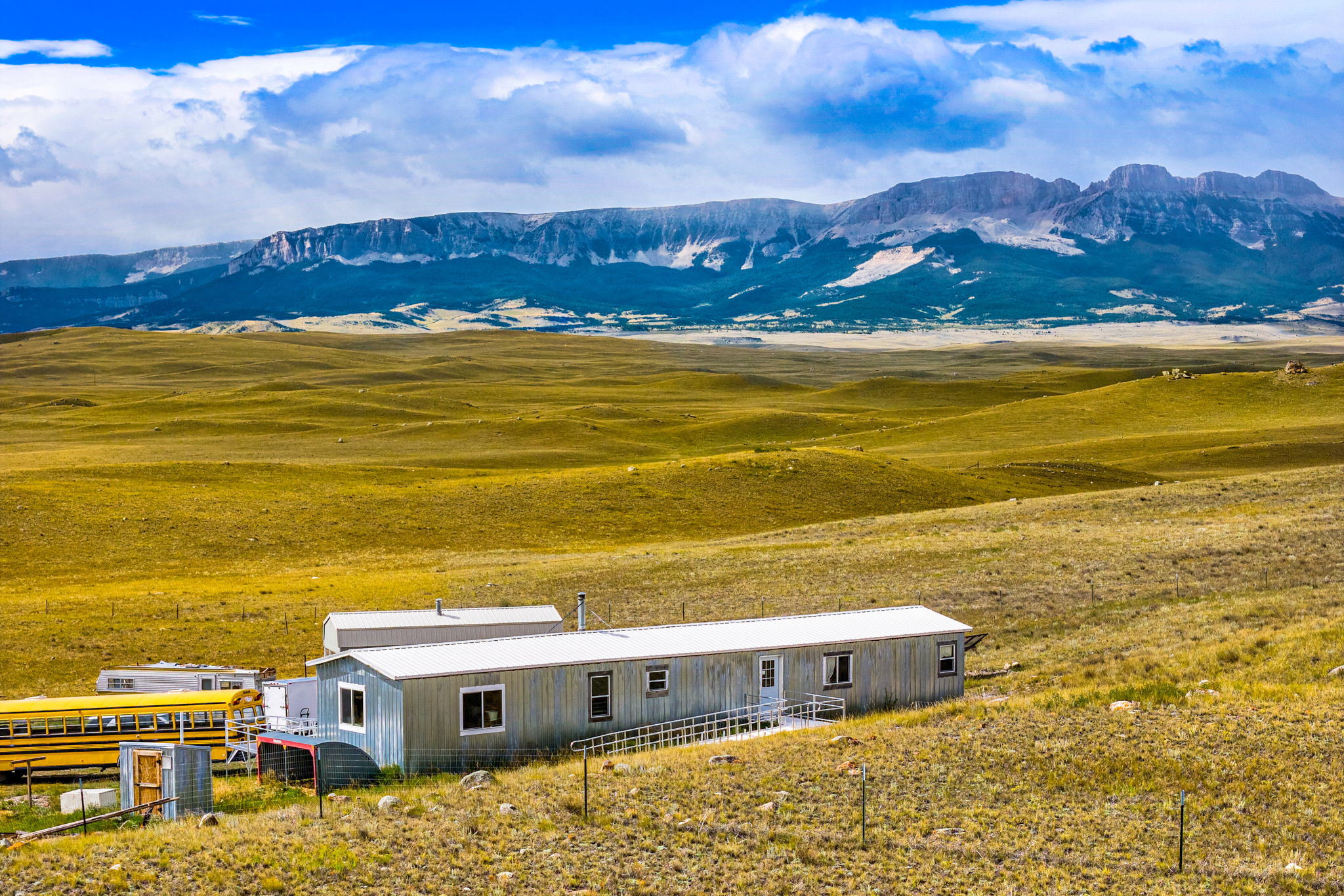 3950 W Meadowlark Lane