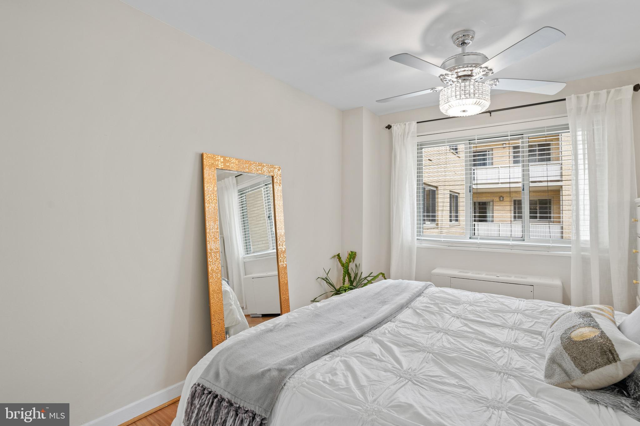 4600 CONNECTICUT AVENUE NW 728