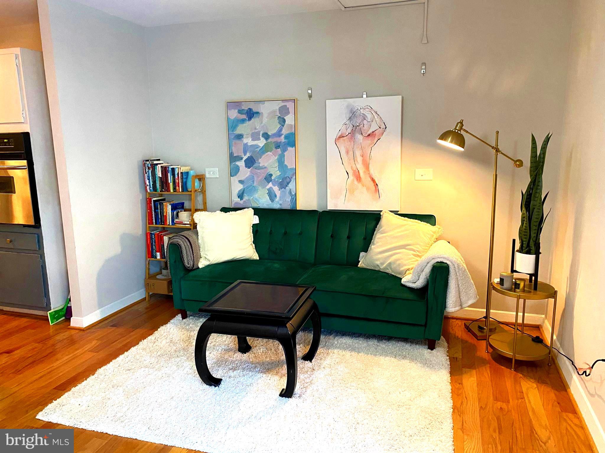 4600 CONNECTICUT AVENUE NW 728