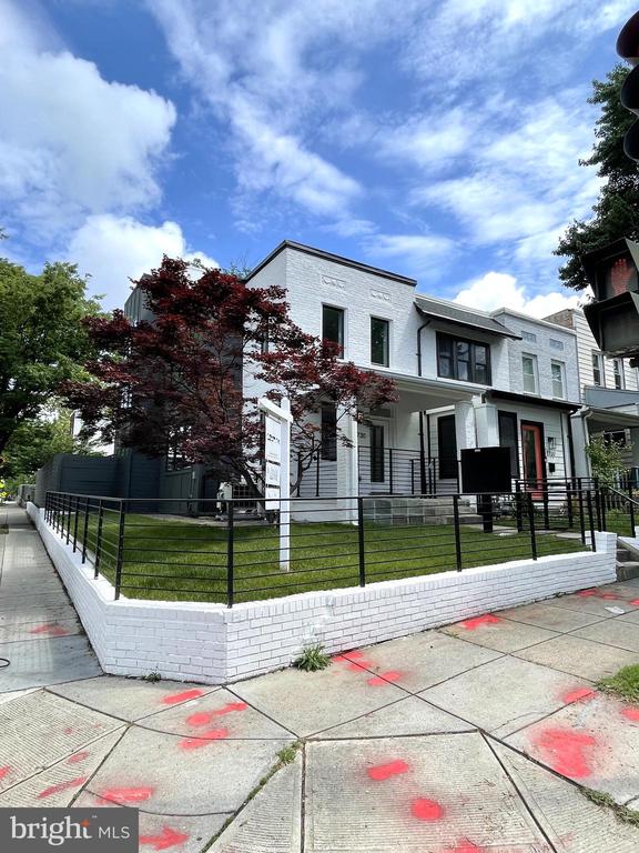 1730 L STREET NE 2