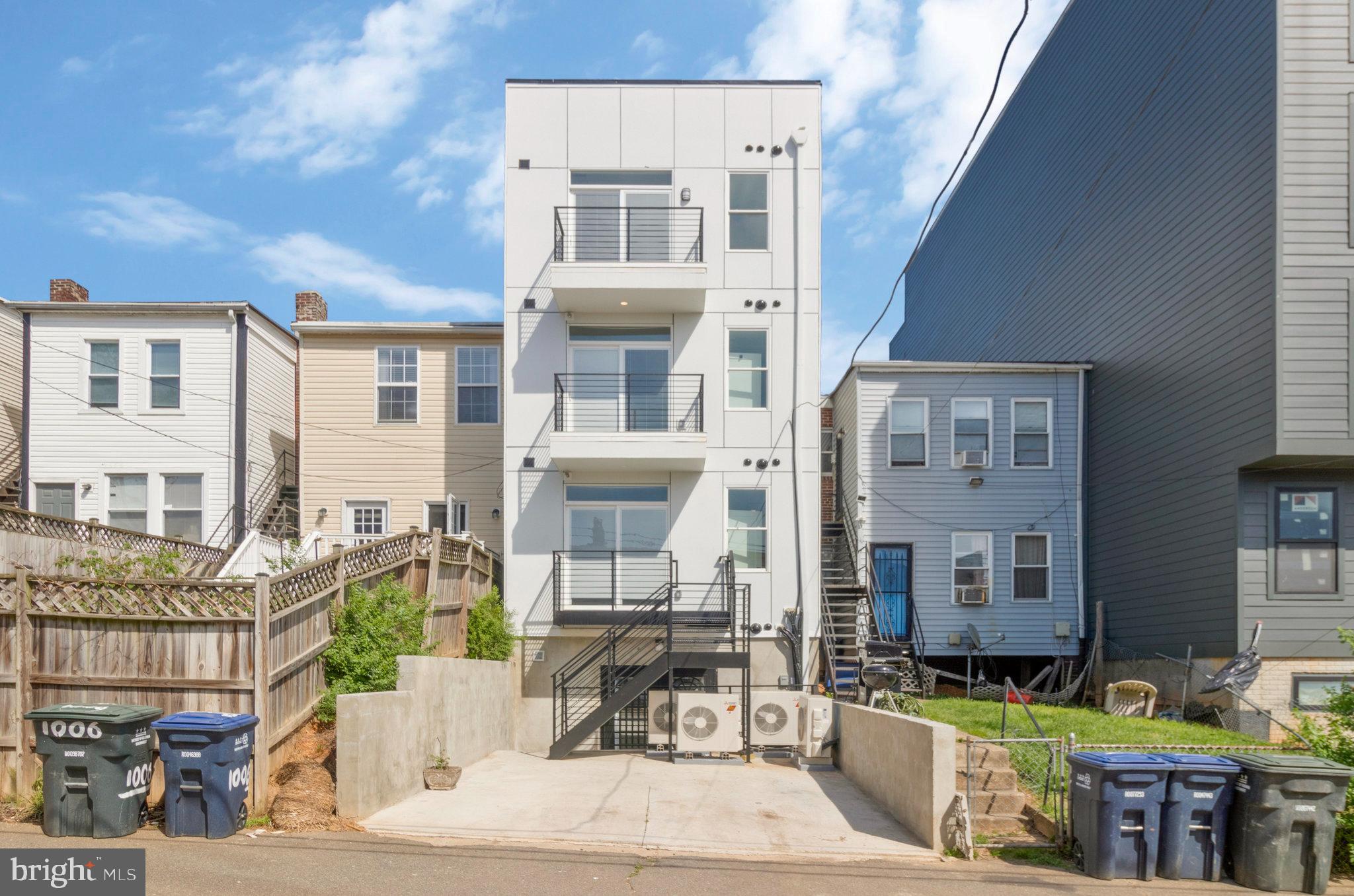 1004 18TH STREET NE 4